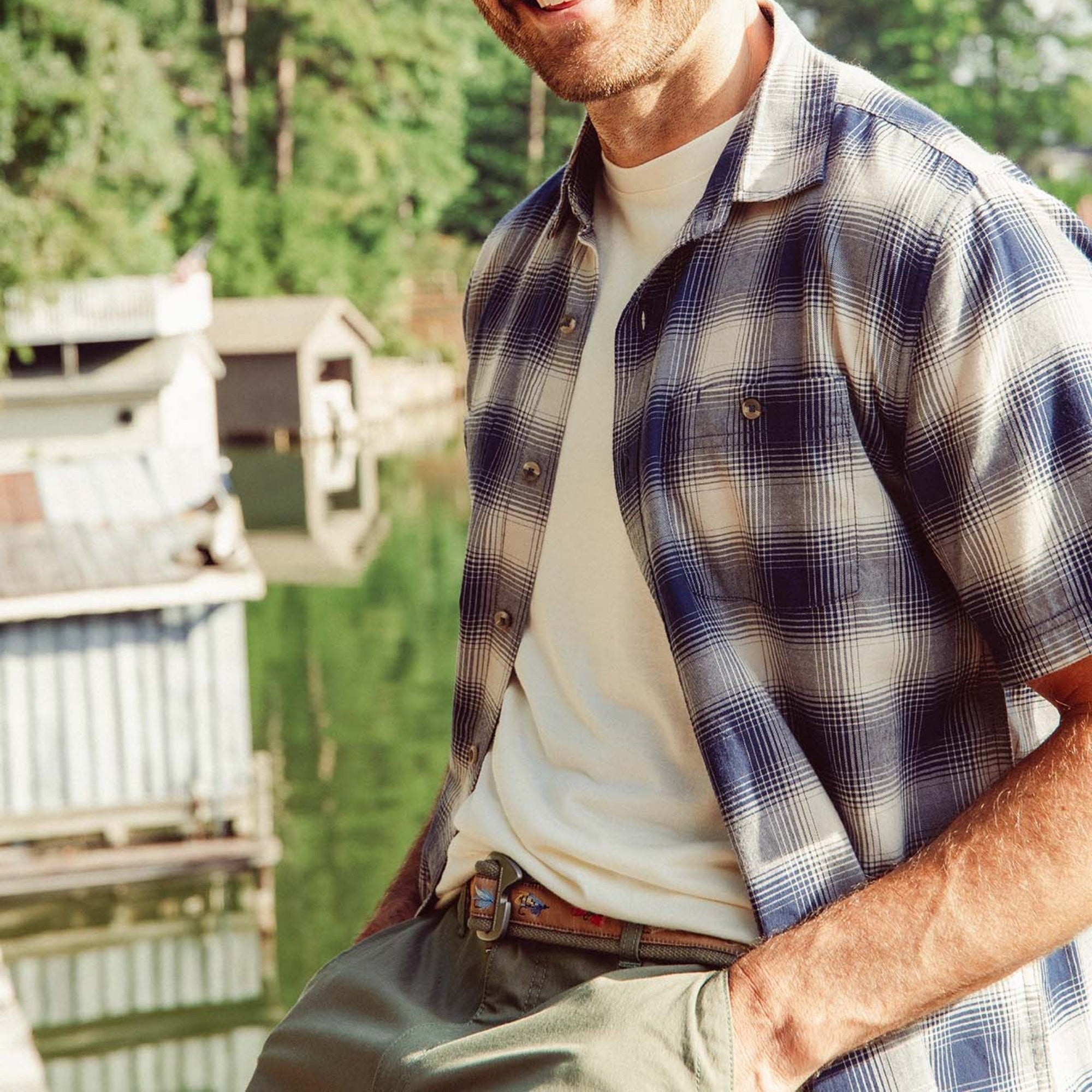 Cyrus Men's Short Sleeve Woven Shirt - Casual Button Down Shirt for Summer, Business Casual & Outdoor Activities