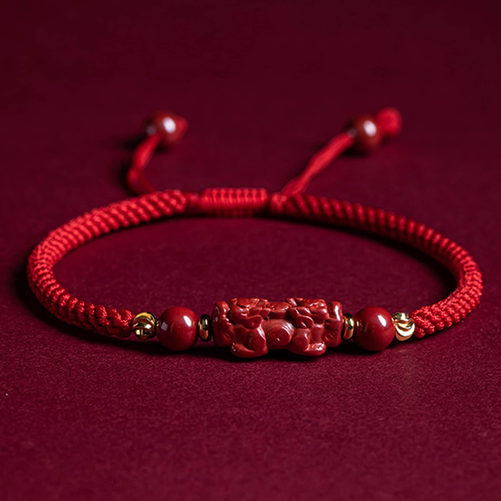 Natural Cinnabar Quartz Bracelet with Pixiu Charm - Feng Shui Adjustable Red String Bracelet for Women & Men - Reiki Chakra Healing Gemstone for Luck & Protection - Perfect for Meditation, Gifts & Spiritual Energy Balancing