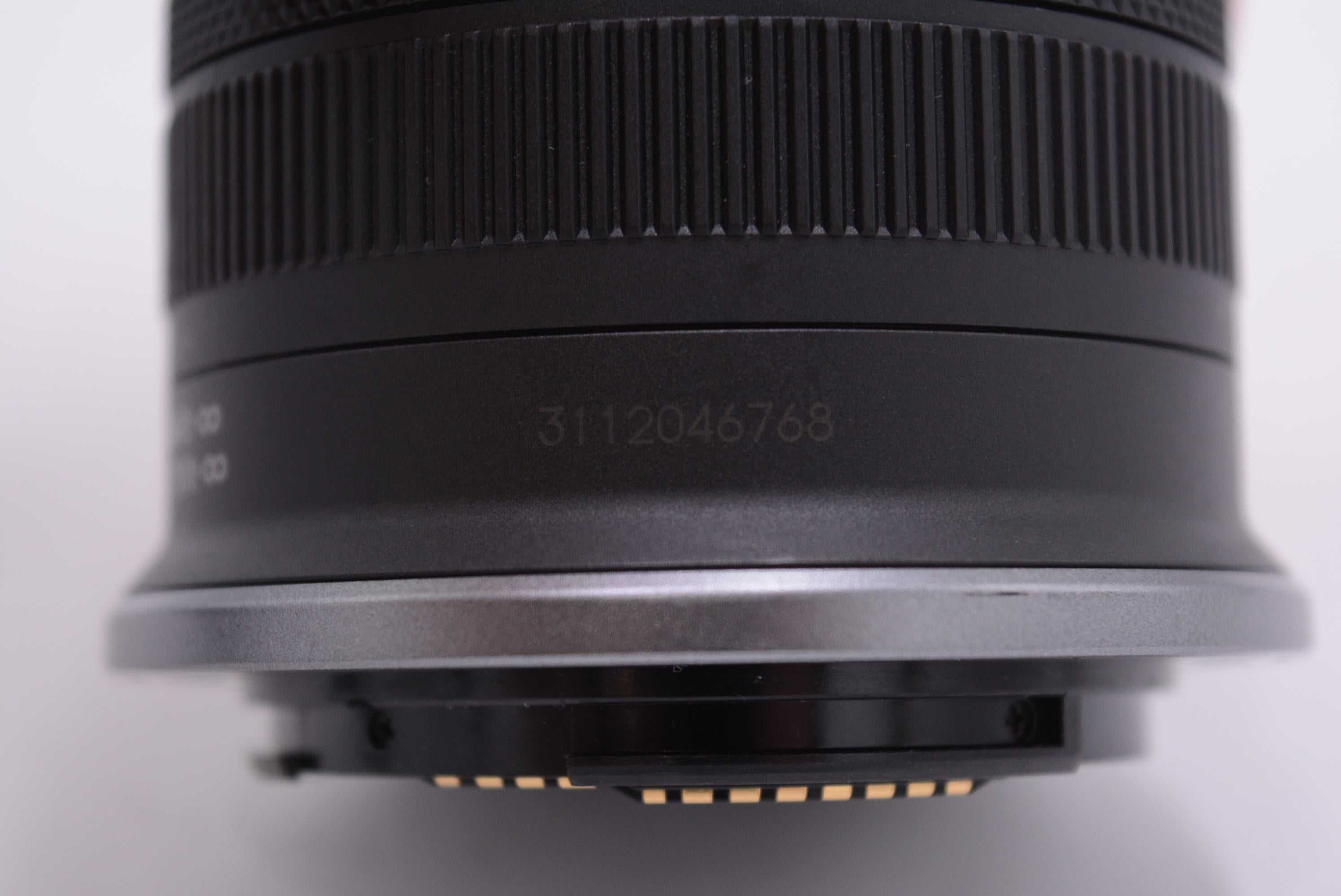 Canon EOS R100 Mirrorless Camera with RF-S 18-45mm Lens (Used) - Perfect for Travel, Vlogging & Photography Enthusiasts