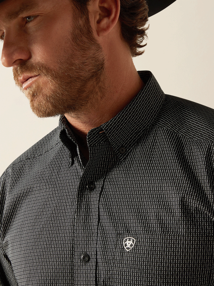 Ariat Men's Jade Classic Fit Shirt - Black | Western Style Button Down Shirt for Casual Wear & Outdoor Activities