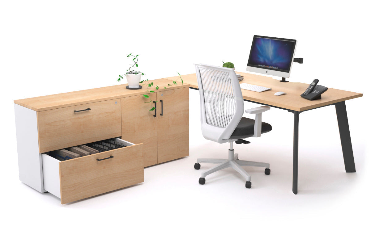 Switch Executive Setting With Uniform Spine Black Frame [1600L x 800W with Cable Scallop] - Premium Office Desk for Modern Workspaces