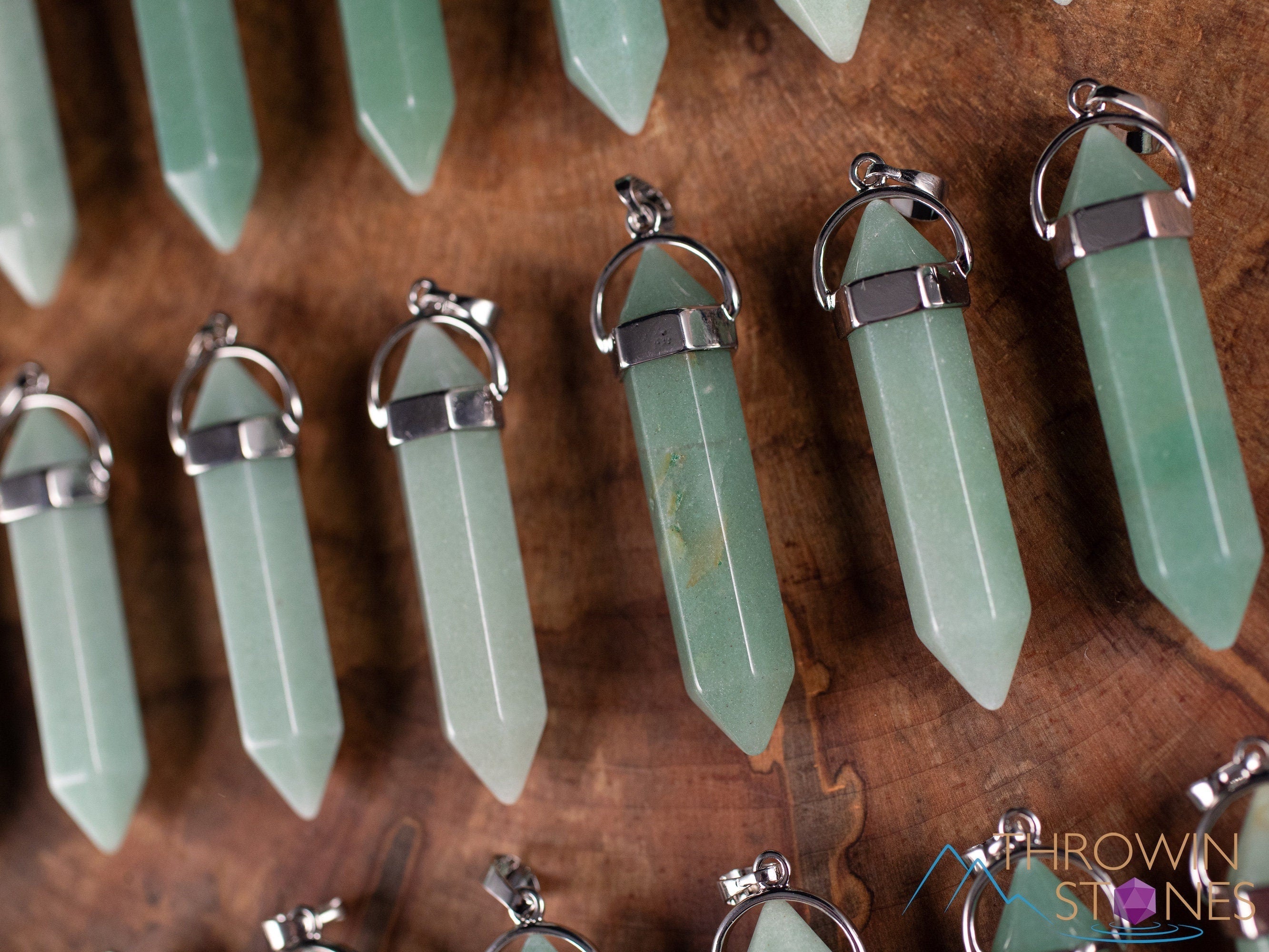 Green Aventurine Crystal Pendant Necklace - Natural Healing Stone Jewelry with Crystal Points | Handmade Spiritual Gift for Women | Perfect for Meditation, Energy Healing & Chakra Balancing
