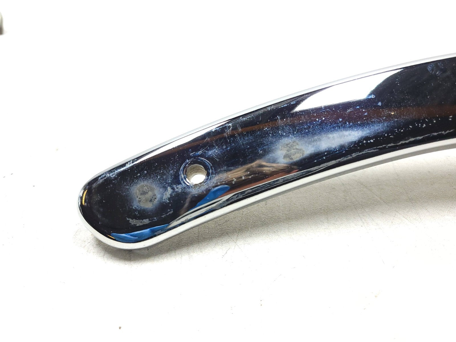 Yamaha V Star 650 XVS650 Classic Rear Fender Fairing Stay Right OEM Part - Perfect for Motorcycle Repair & Customization Projects