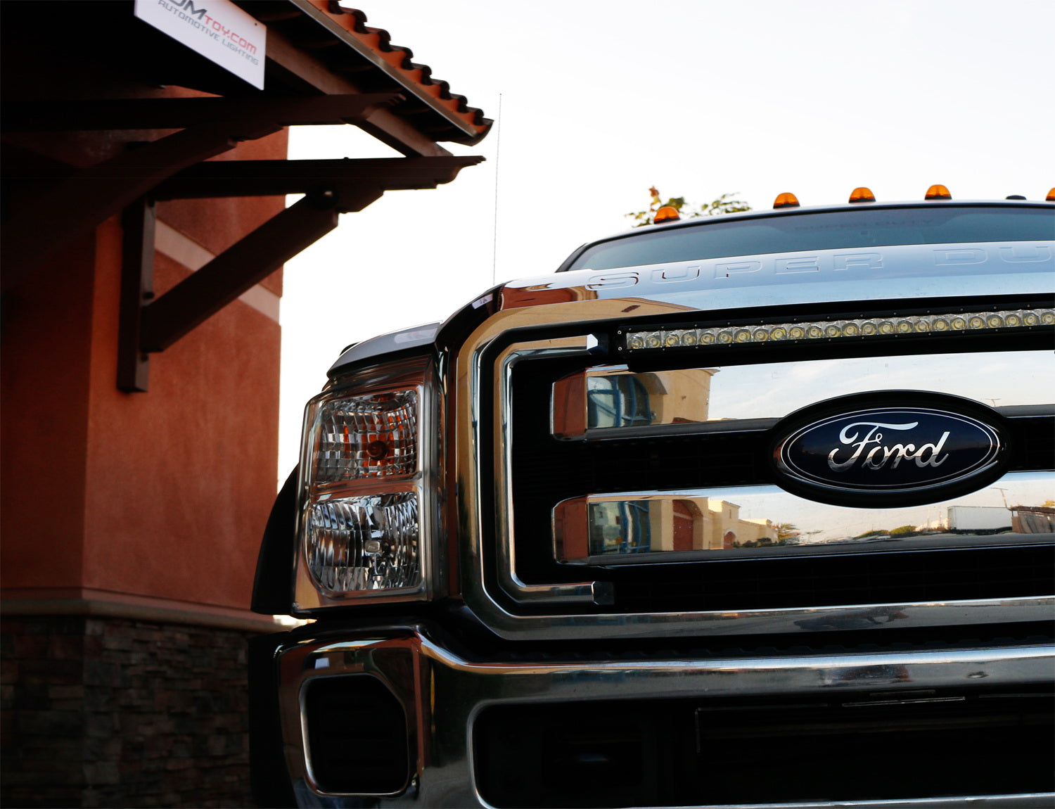 150W 30-Inch LED Light Bar with Behind Grille Mount Bracket & Wiring Kit - Compatible with 2011-2016 Ford F250 F350 Super Duty Trucks - Perfect for Off-Roading, Camping & Night Driving