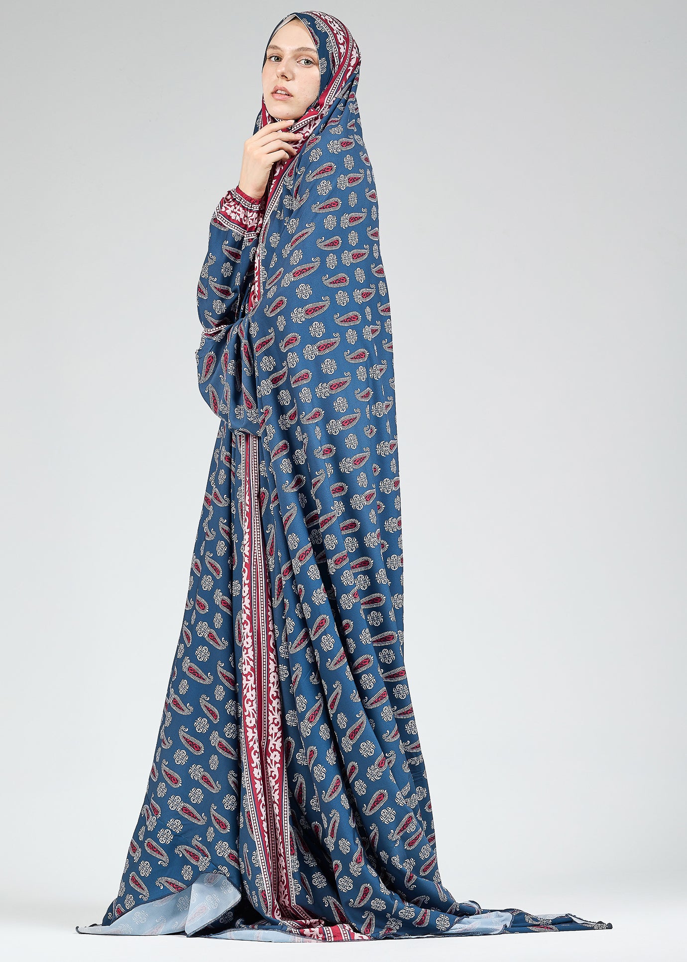 Meera Elegant Satin Prayer Gown with Ornate Paisley Design - Modest Islamic Prayer Dress for Women - Perfect for Salah, Eid, Ramadan & Special Occasions