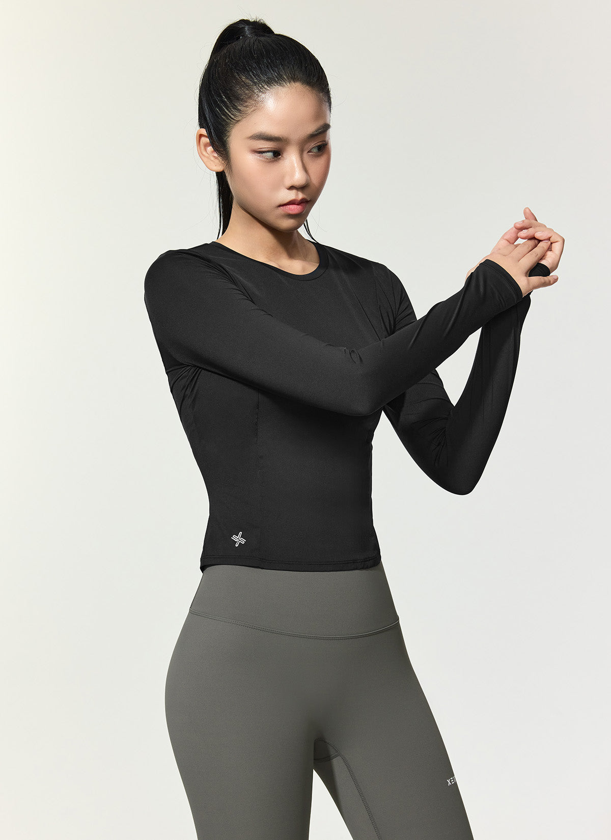Breathable Cooling Princess Finger Hole Long Sleeve Shirt - Perfect for Yoga, Running & Outdoor Activities