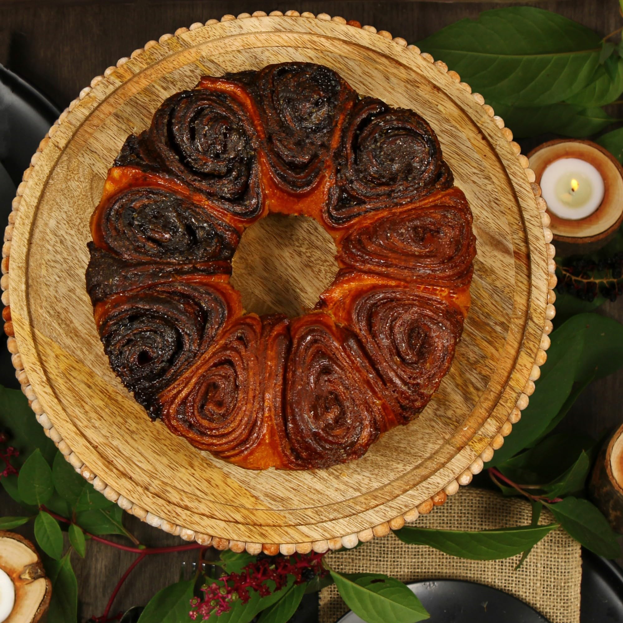 Delicious Chocolate & Cinnamon Babka Cake - 32oz Fresh Baked Babka Bread | Perfect Valentine's Day, Christmas & Thanksgiving Gift Basket | Thoughtful Present for Men, Women, Colleagues & Friends | Great for Holiday Parties, Breakfast Treats & Coffee Pairings