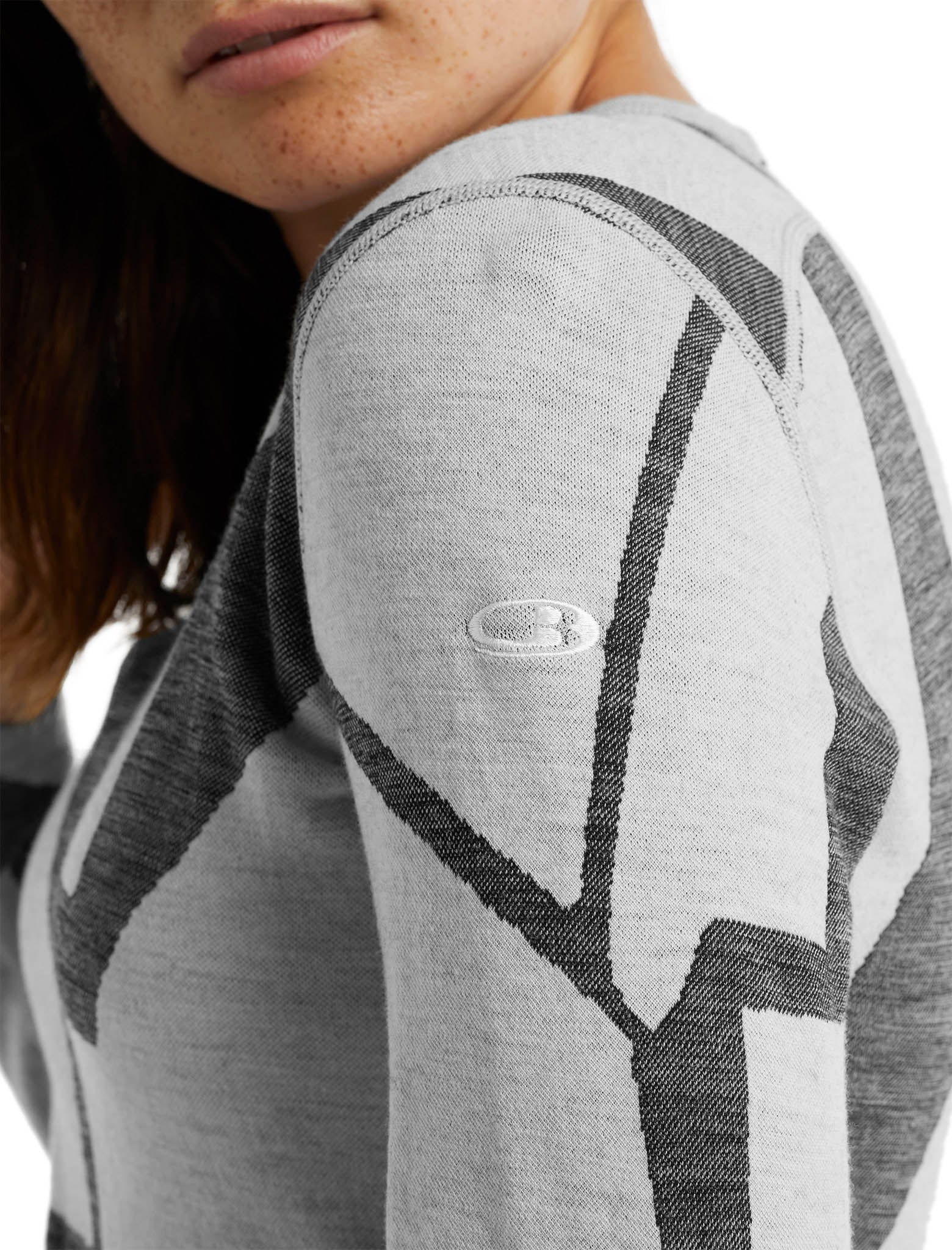 250 Vertex Fractured Landscapes Women's Long Sleeve Crewneck Base Layer - Thermal Underwear for Hiking, Skiing & Outdoor Activities