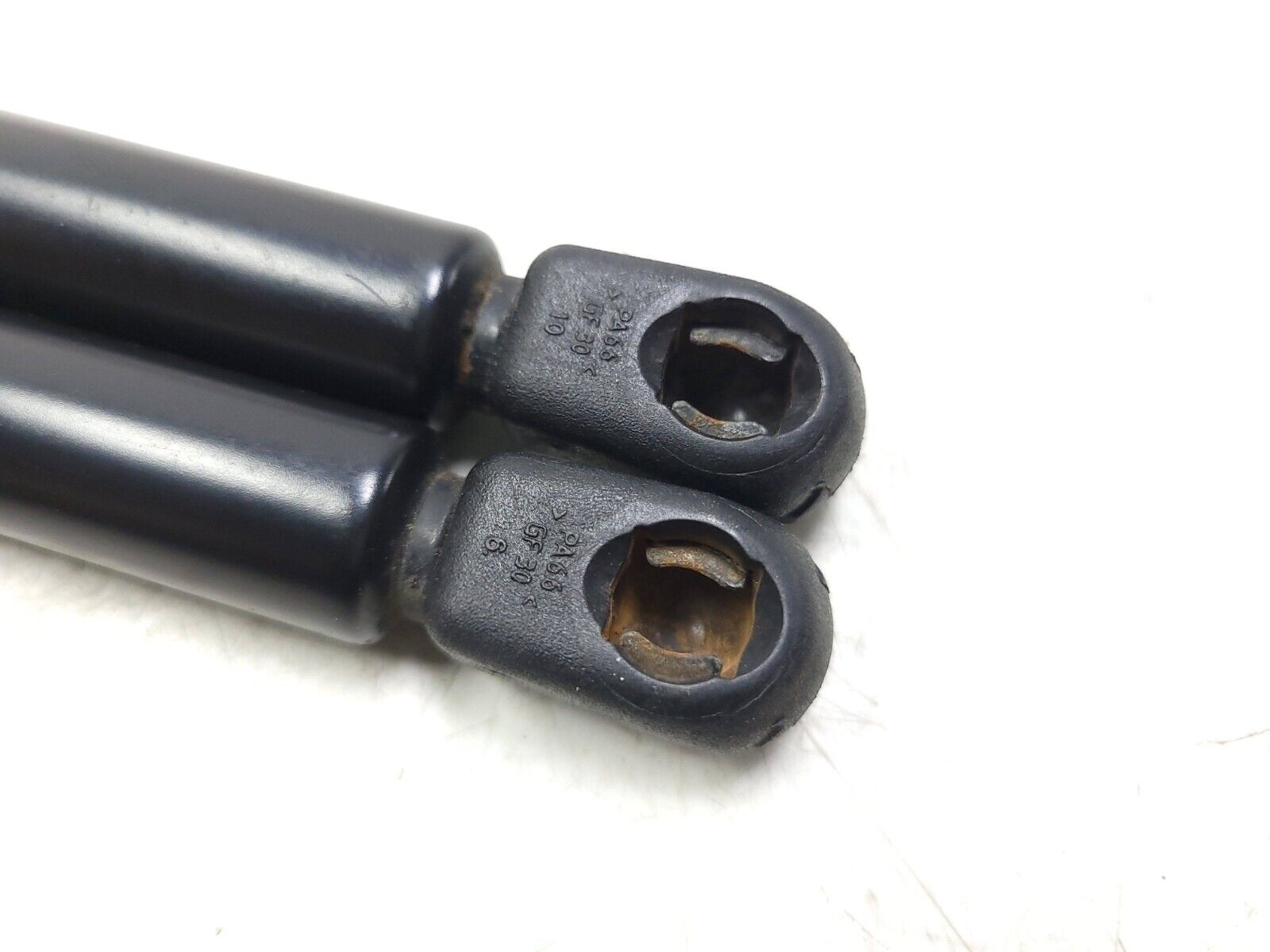 02 08 Jaguar X-Type Hood Shock Support Struts 2pcs OEM 86k - Replacement Parts for Smooth Hood Operation & Easy Maintenance