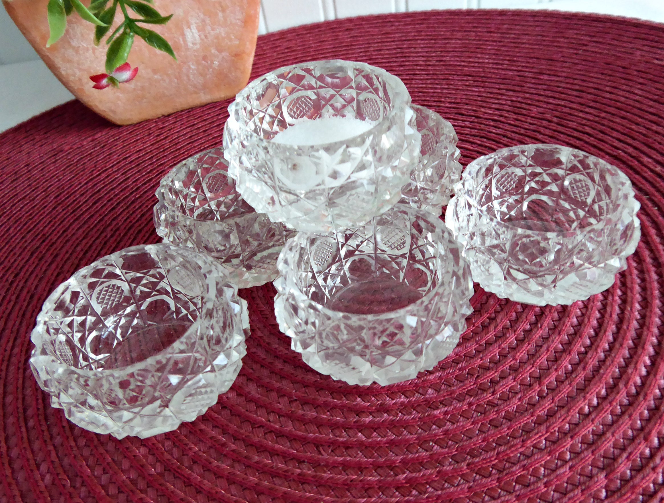 6-Piece Edwardian Open Salt Cellars Set - Faceted Crystal Salt Dishes with Waffle Button Diamond Design for Elegant Dining & Table Decor