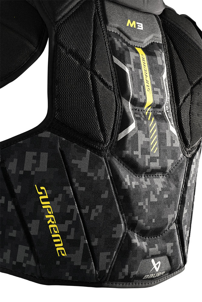 Bauer Supreme M3 Senior Ice Hockey Shoulder Pads - Protective Gear for Hockey Players - Perfect for Games, Practice & Training Sessions