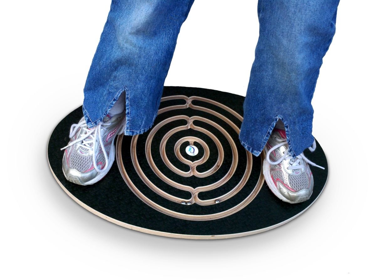 Challenge & Fun Labyrinth Balance Board Game with Rolling Marbles - Improve Focus & Coordination for Kids & Adults - Perfect for Home, Office & Classroom Brain Breaks