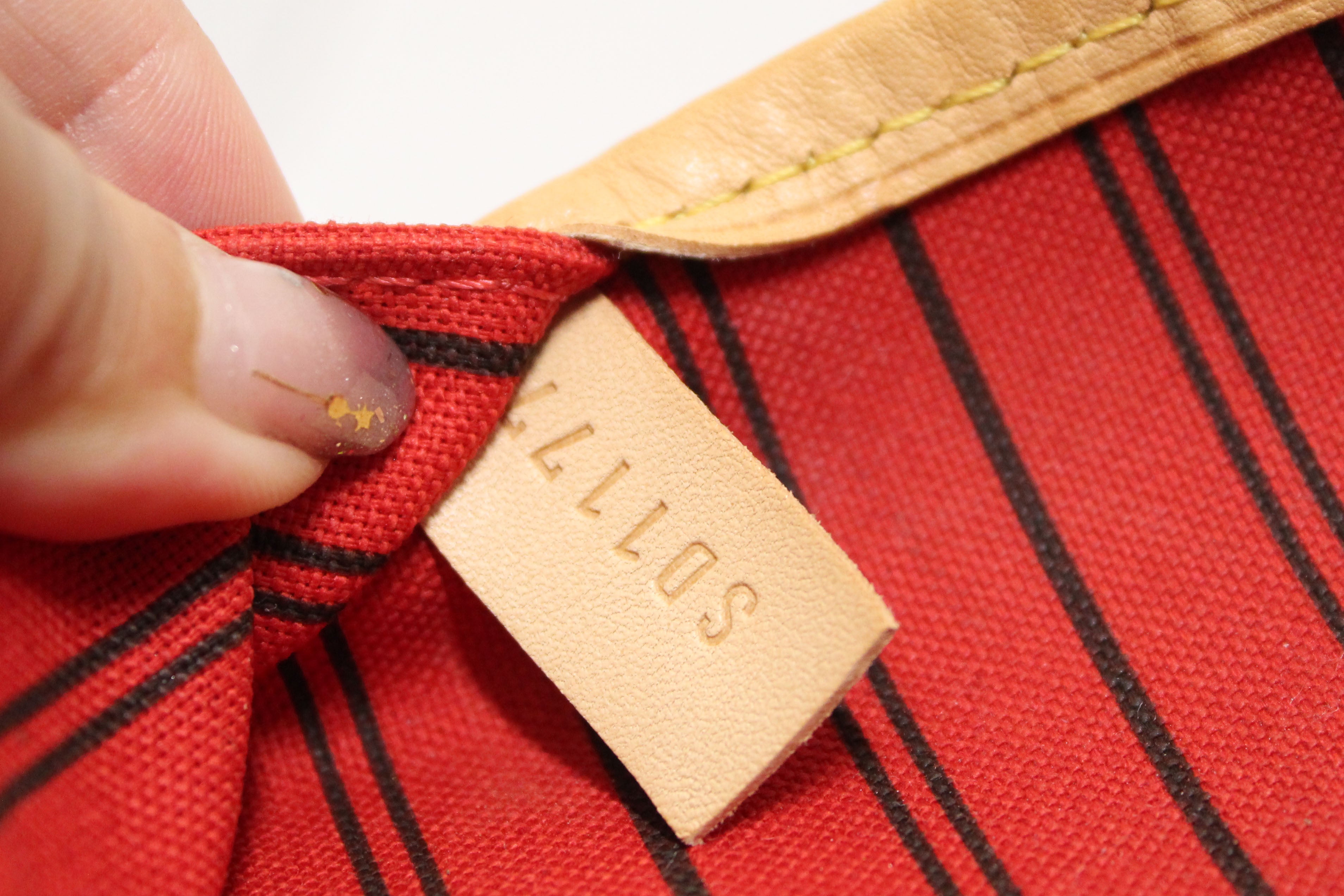 Authentic Louis Vuitton Monogram Neverfull MM Tote Bag - Luxury Designer Handbag for Women, Perfect for Work, Travel & Everyday Use