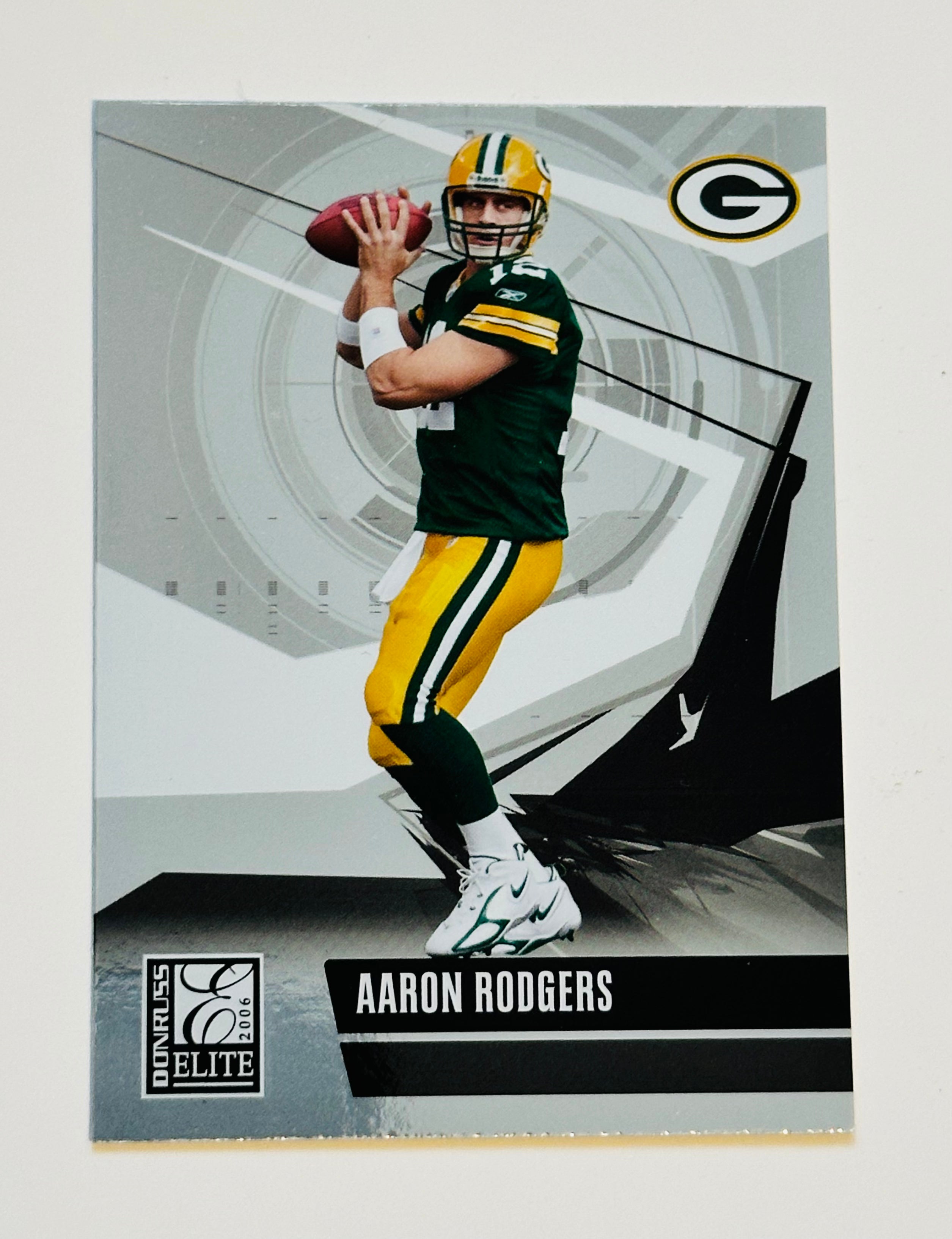 2006 Donruss Elite Aaron Rodgers NFL Rookie Football Card - Rare Insert Collectible for Sports Memorabilia Fans & Card Investors