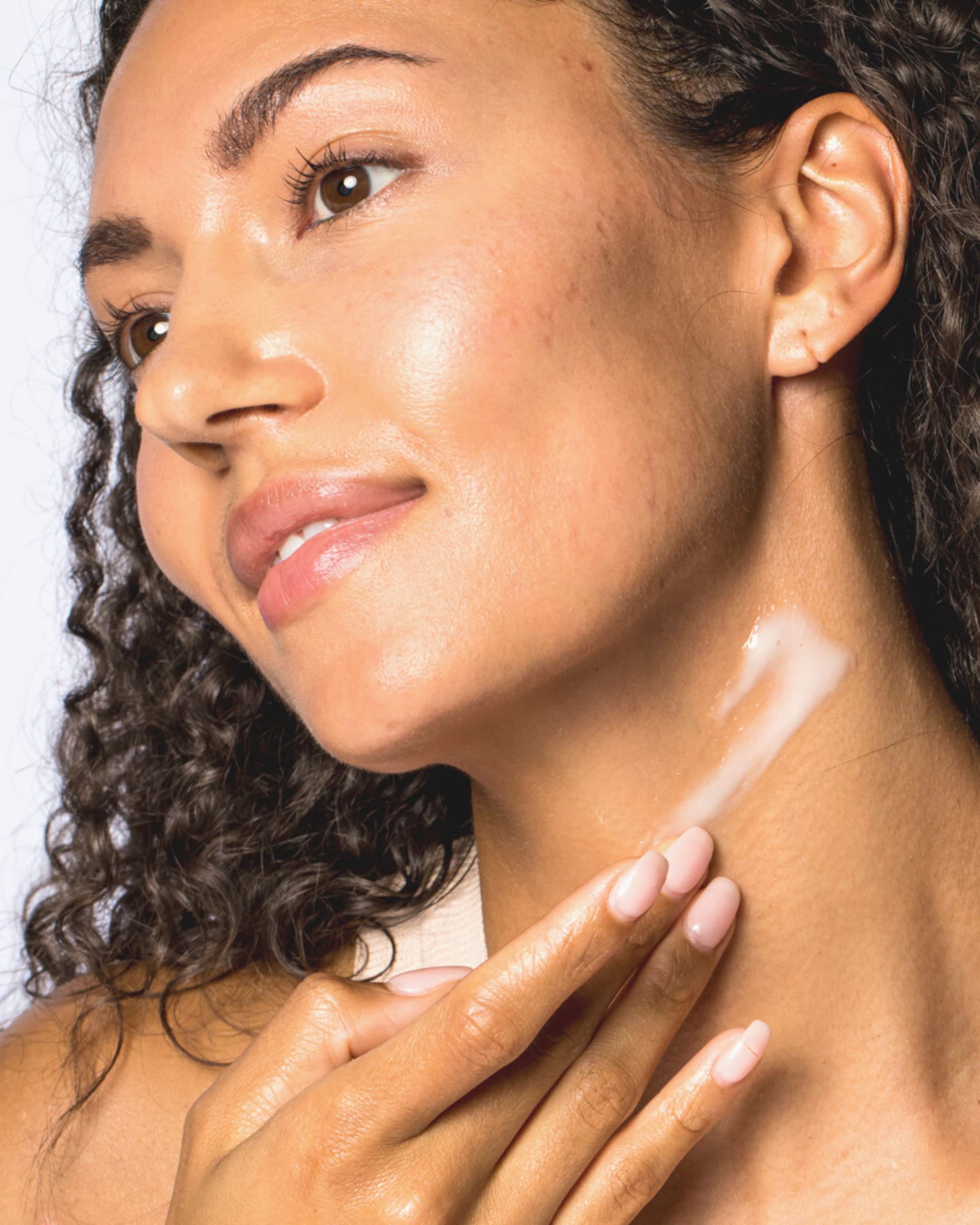 iS CLINICAL Moisturizing Complex - Hydrating Face Moisturizer for Anti-Blemish & Anti-Aging | Vitamin A Enriched Formula | Perfect for Daily Skincare Routine & Sensitive Skin Care