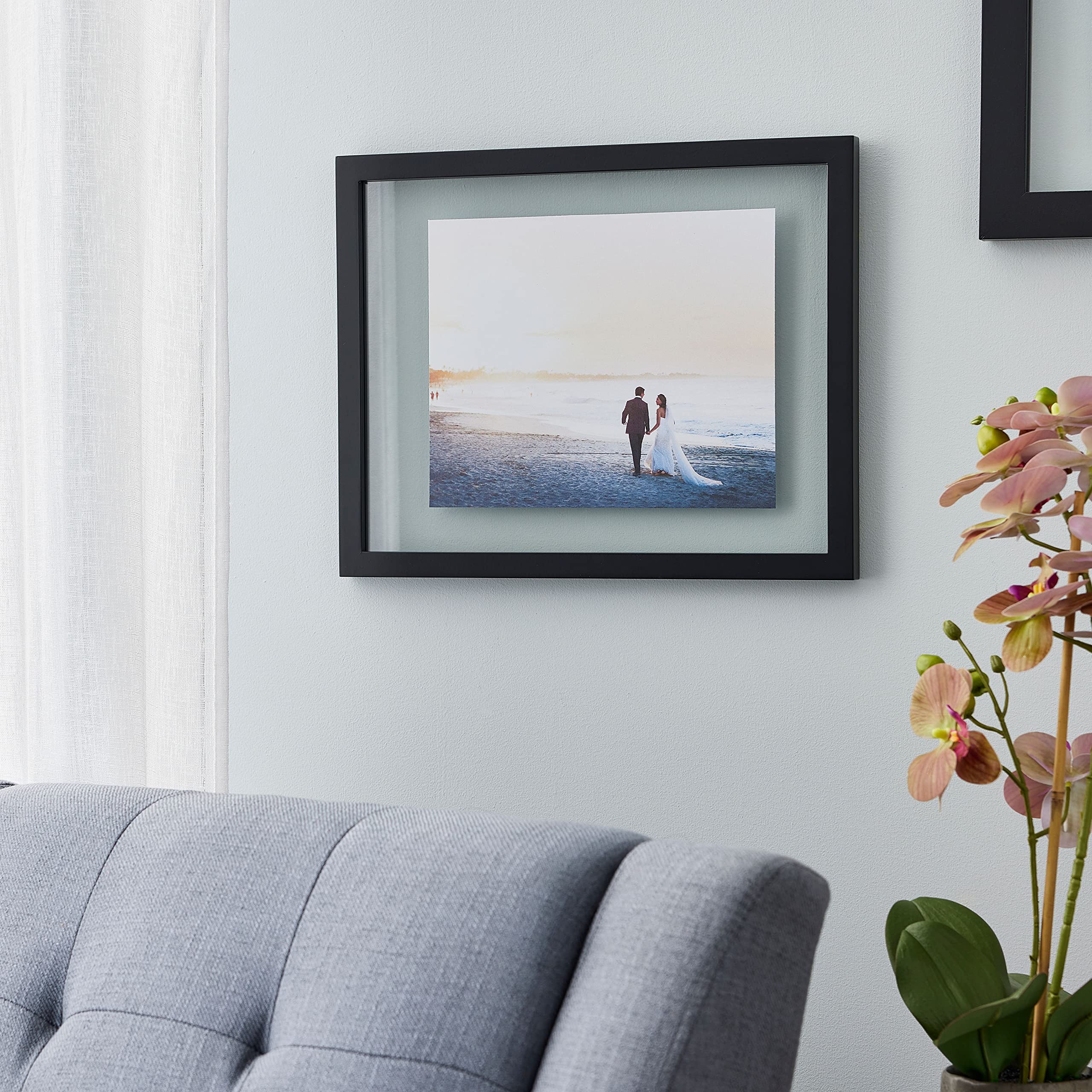 Studio Décor® Black Float Frame - Premium Picture Frame for Wall Art, Photos & Posters - Perfect for Home, Office & Gallery Displays