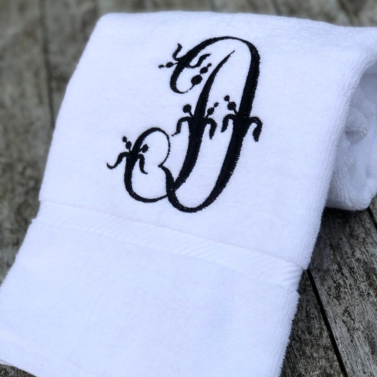 Monogram Embroidered White Bathroom Hand Towel - Soft Cotton Guest Towel Set for Spa, Luxury Hotel & Home Decor - Perfect for Bath, Powder Room and Wedding Gifts