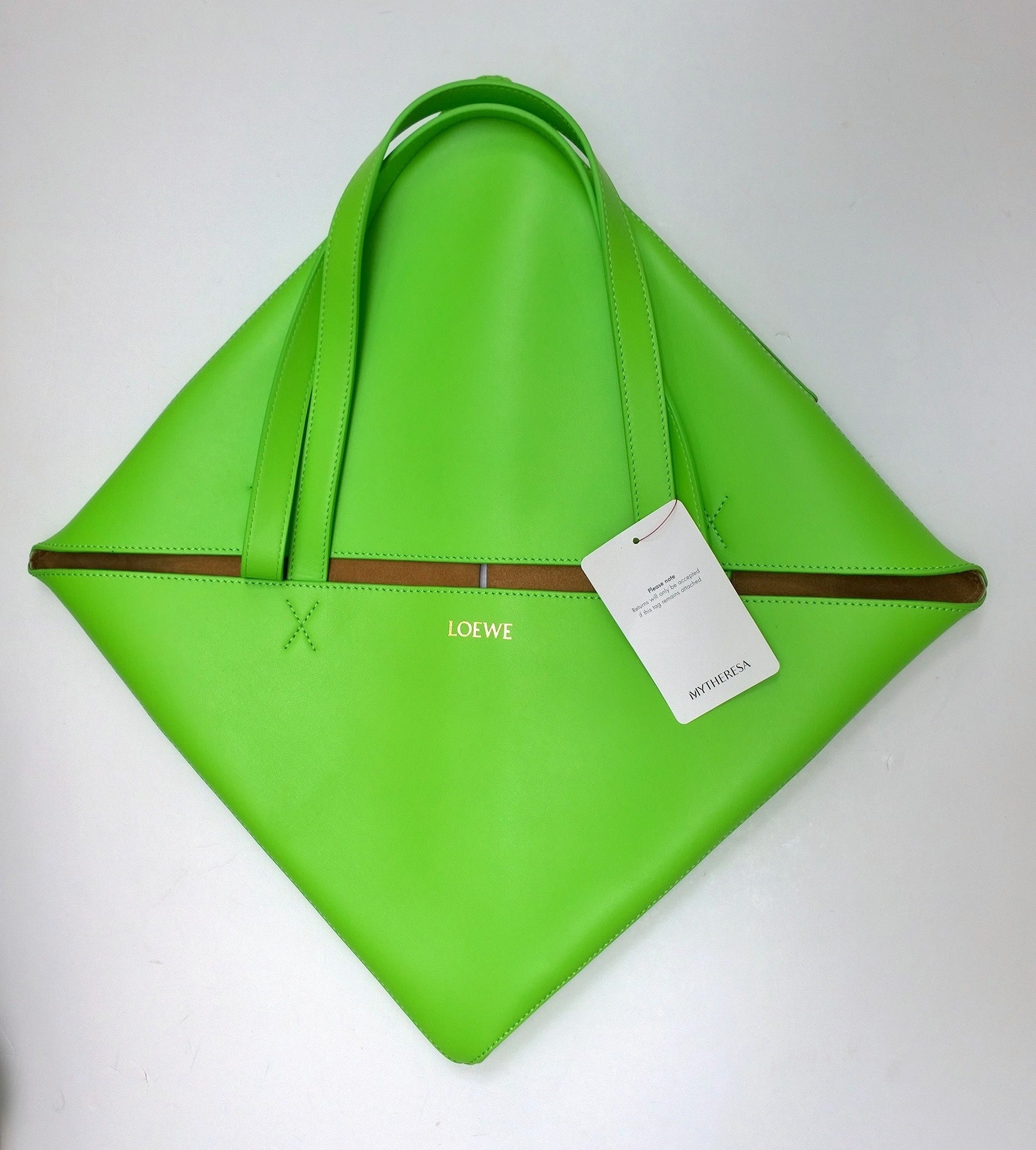 Loewe Puzzle Bag in Neon Lime Green - New with Tags - Perfect for Casual Outings & Fashion Events