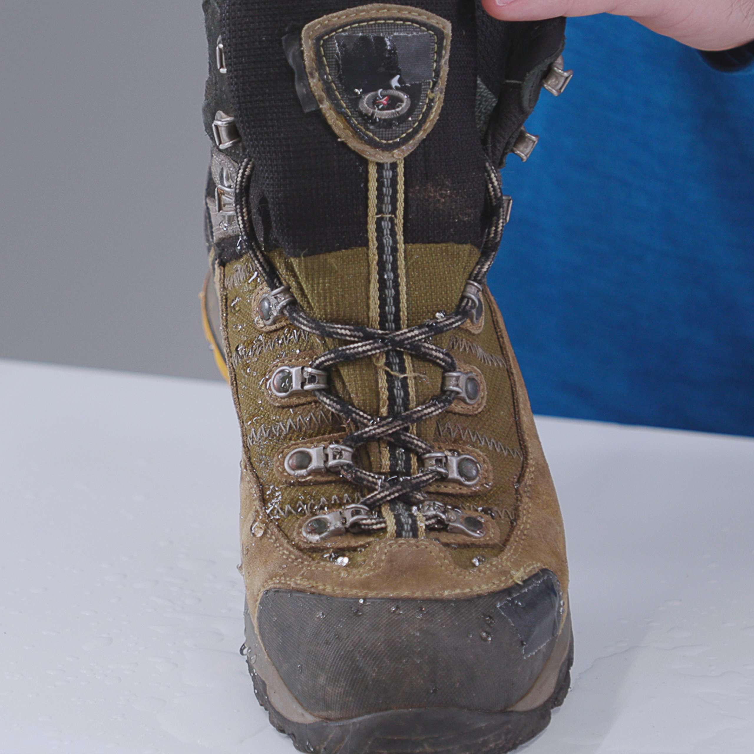 GEAR AID Revivex Suede Boot Cleaner & Conditioner Kit - Waterproofing Treatment for Hiking, Work Boots & Gore-Tex Footwear | Restores & Protects Leather & Suede | Ideal for Outdoor Adventures & Daily Wear