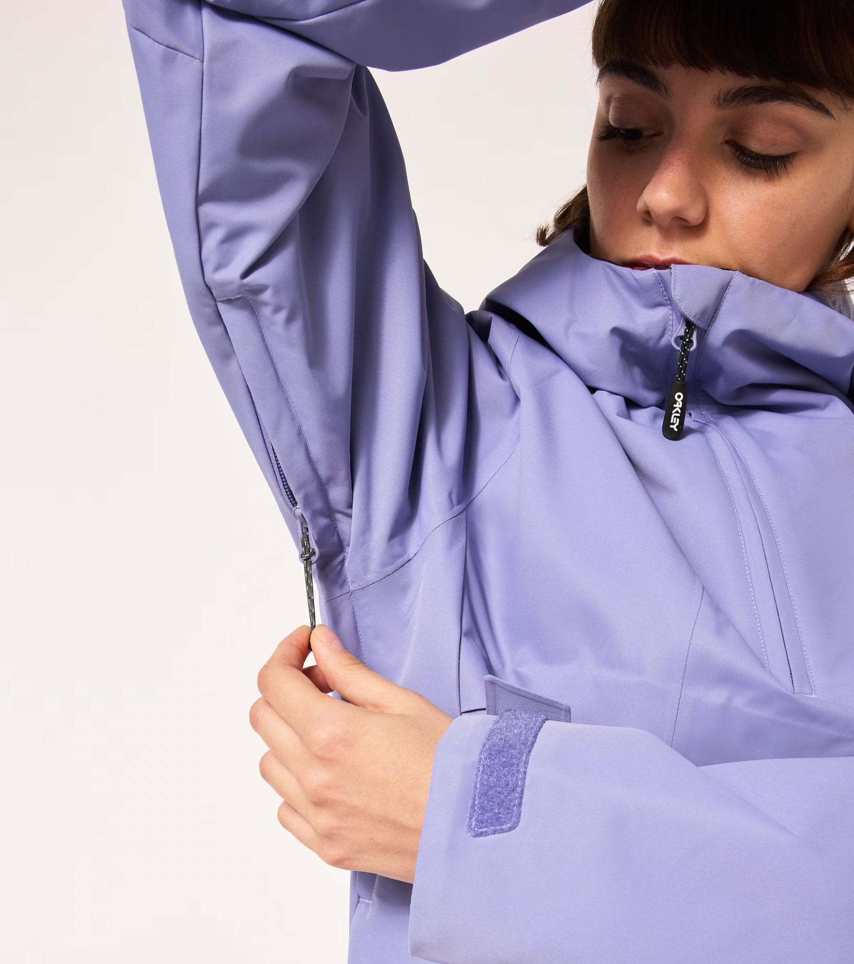 Oakley Women's Holly Anorak Jacket 2024 - Lightweight Waterproof Windbreaker for Hiking, Running & Outdoor Activities