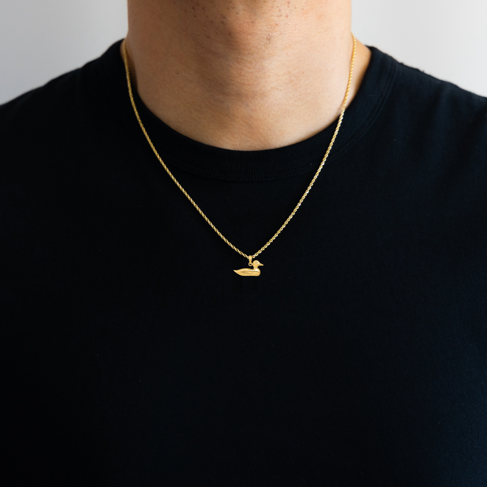 Gold Mallard Charm Model K3265 - Elegant Duck Pendant for Necklace, Perfect for Gifts, Jewelry Making & Fashion Accessories | Ideal for Birthdays, Anniversaries & Special Occasions