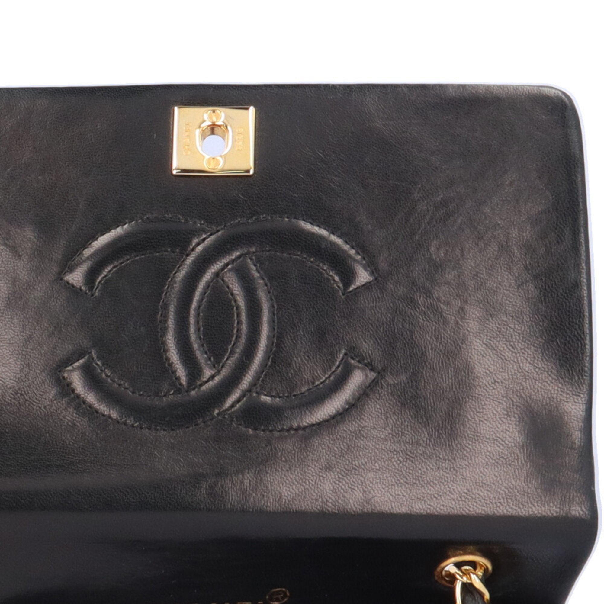 Stylish Black Leather Shoulder Bag with Adjustable Chain Strap - Perfect for Wallet, Phone & Essentials - Ideal for Work, Travel & Night Out