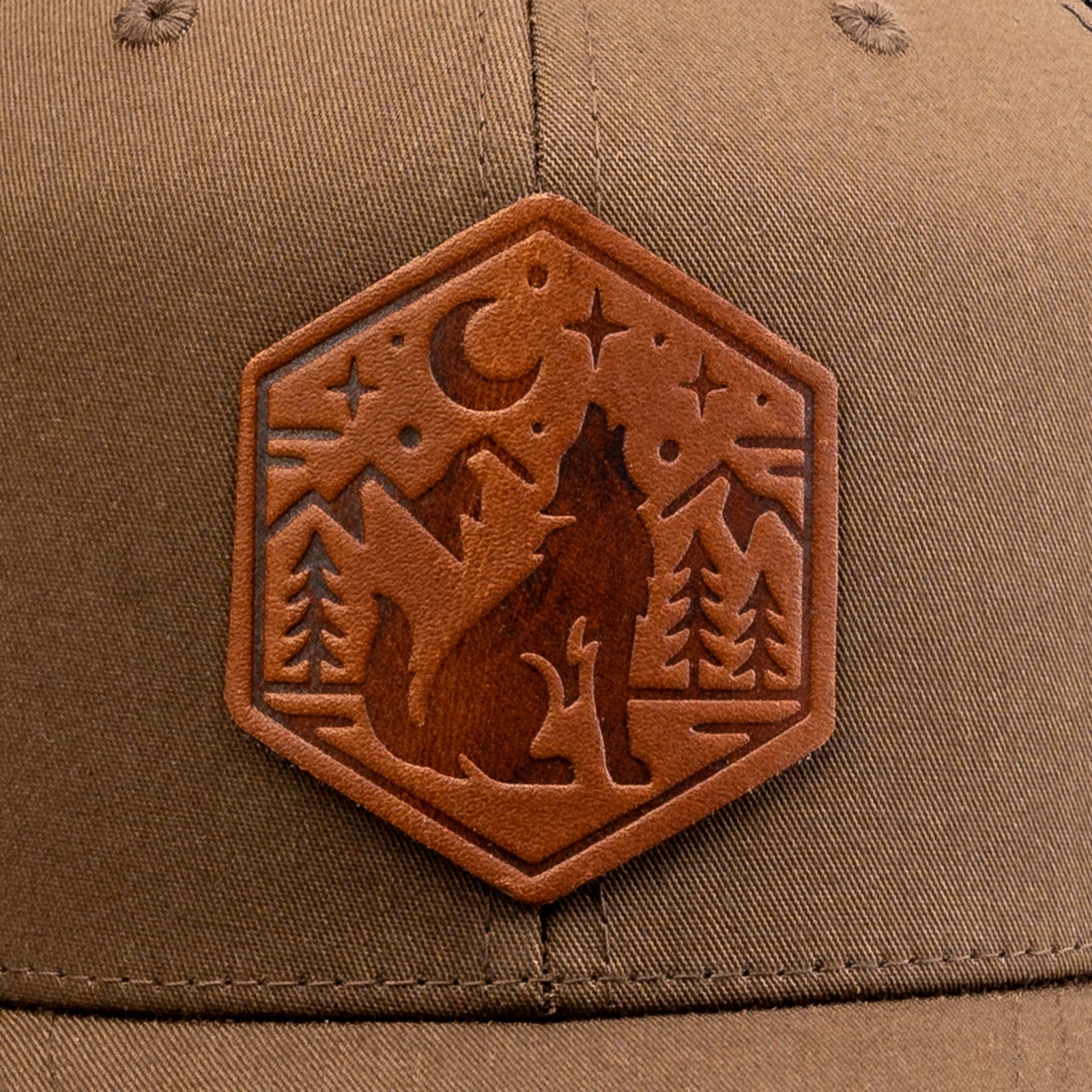Howling Wolf Trucker Hat for Men & Women - Adjustable Snapback Cap for Outdoor, Hiking, and Casual Wear