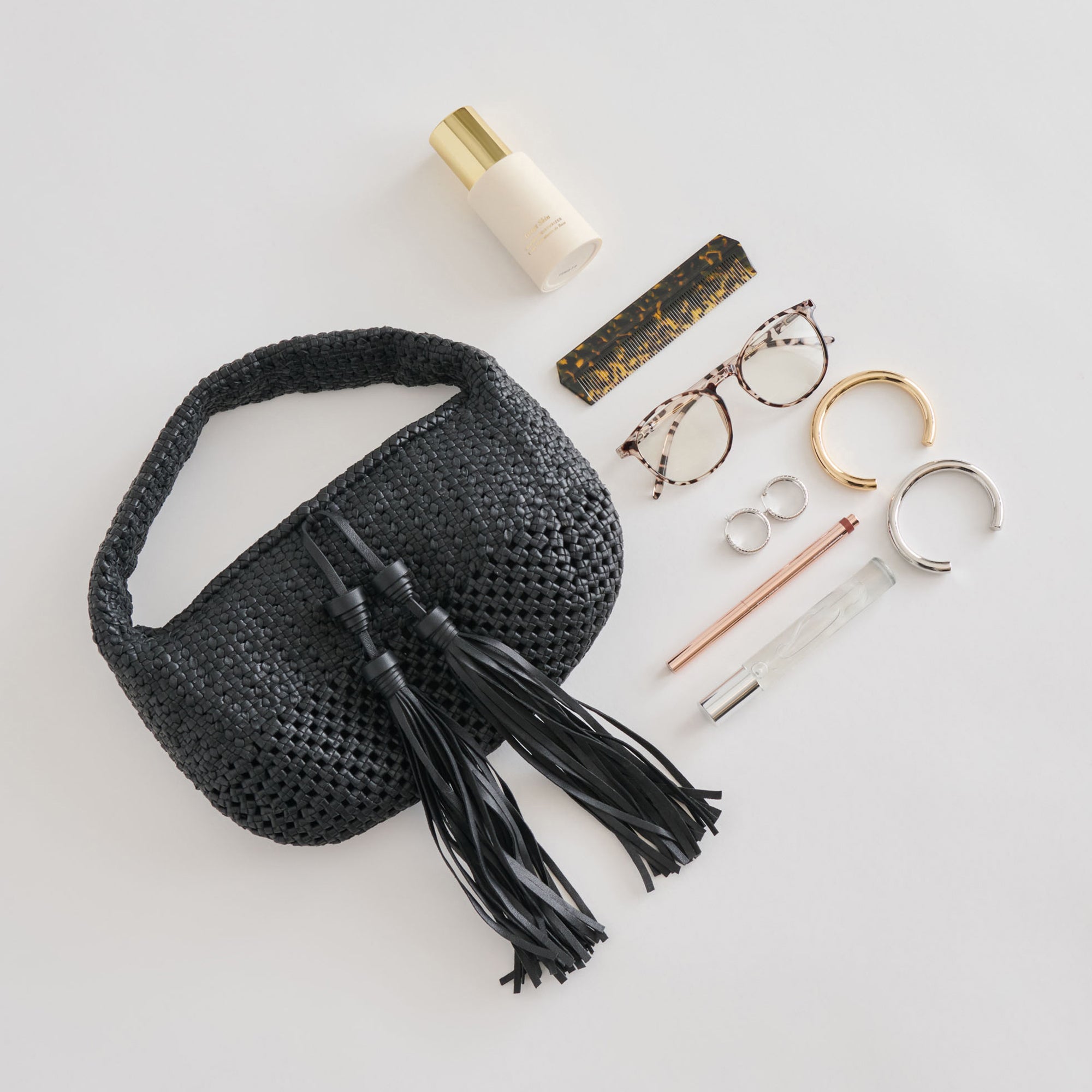 ZENIA Black Leather Handbag for Women - Stylish & Durable Designer Purse for Work, Travel & Everyday Use