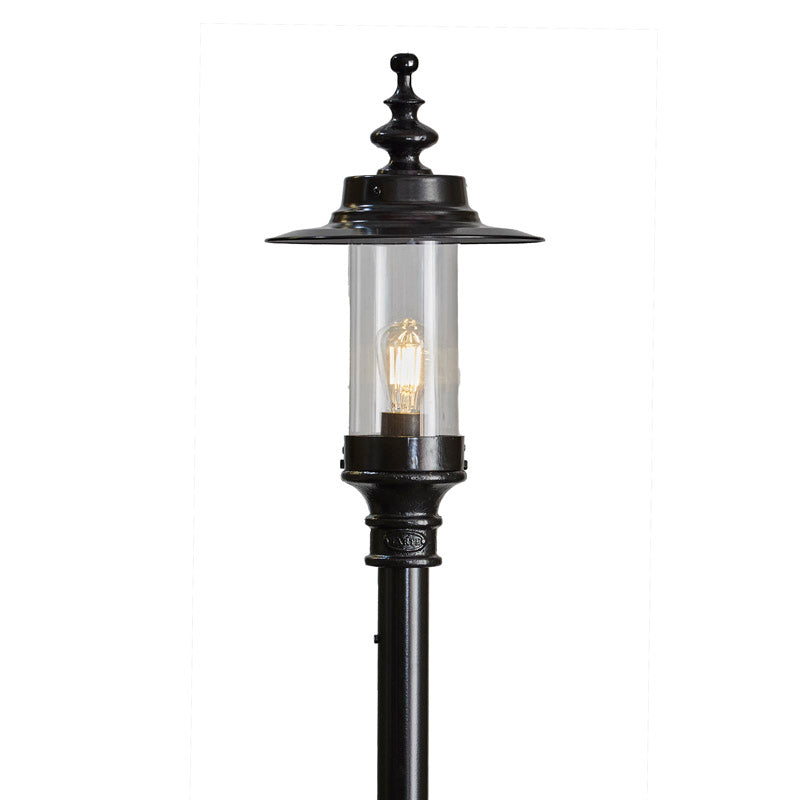 Betley 1Lt Cast Iron Lamp Post - Outdoor Garden Lighting for Pathways, Driveways & Porches