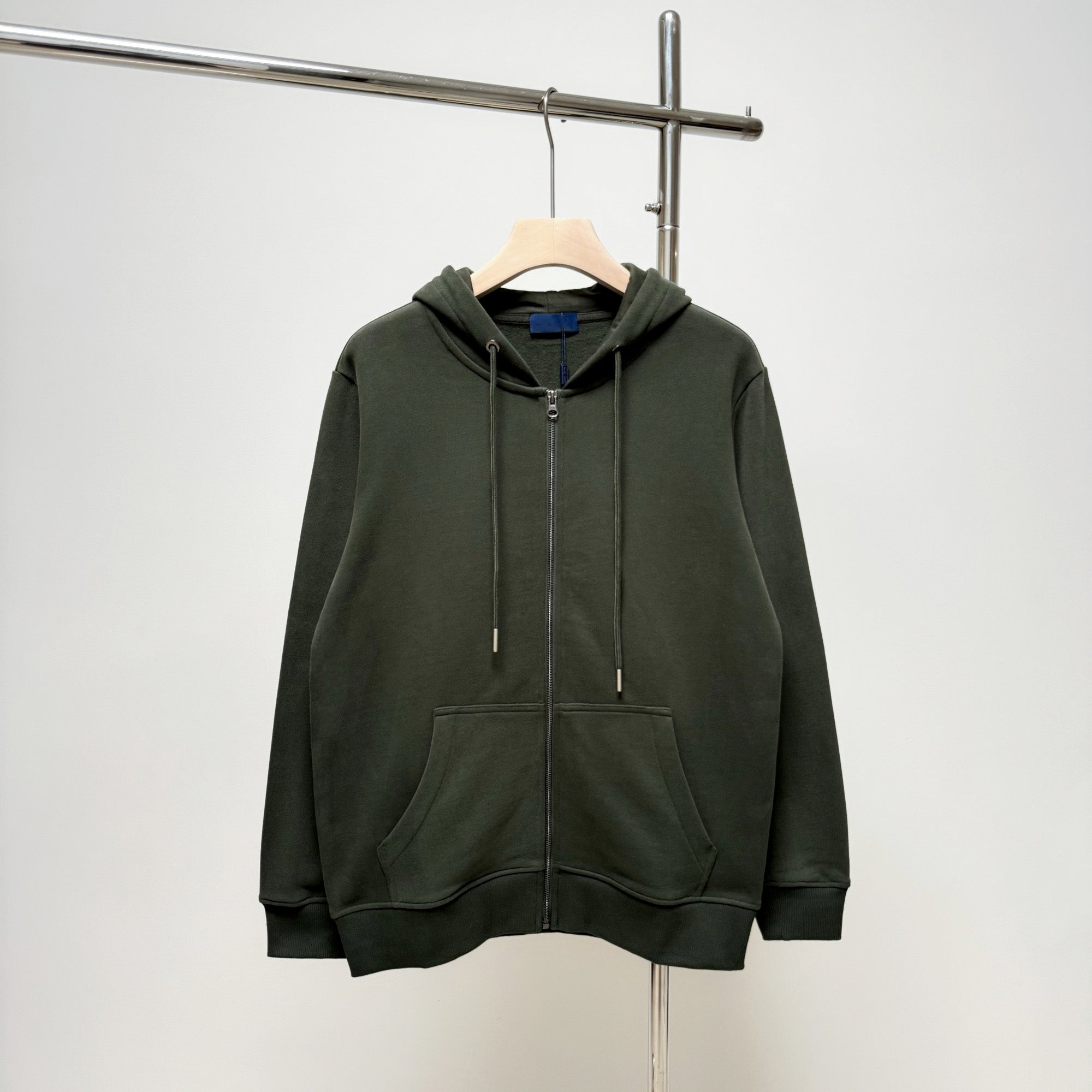 Men's Embroidered Hooded Jacket - Stylish Winter Coat with Warm Fleece Lining for Outdoor Activities, Hiking & Casual Wear