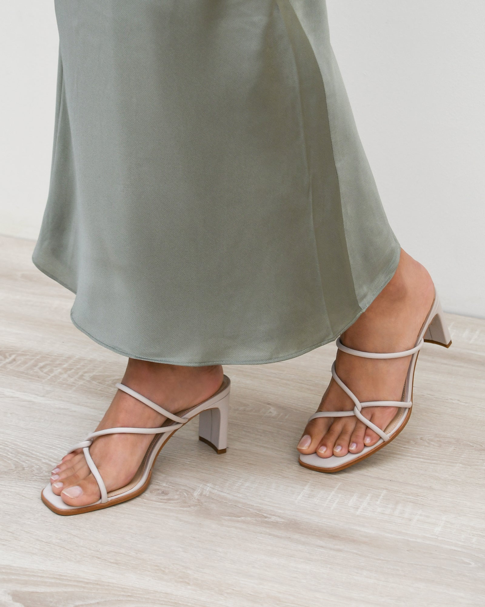 NOVI Women's Mid Heel Sandals - Genuine Bone Leather Comfortable Summer Dress Shoes for Beach, Wedding & Casual Outings