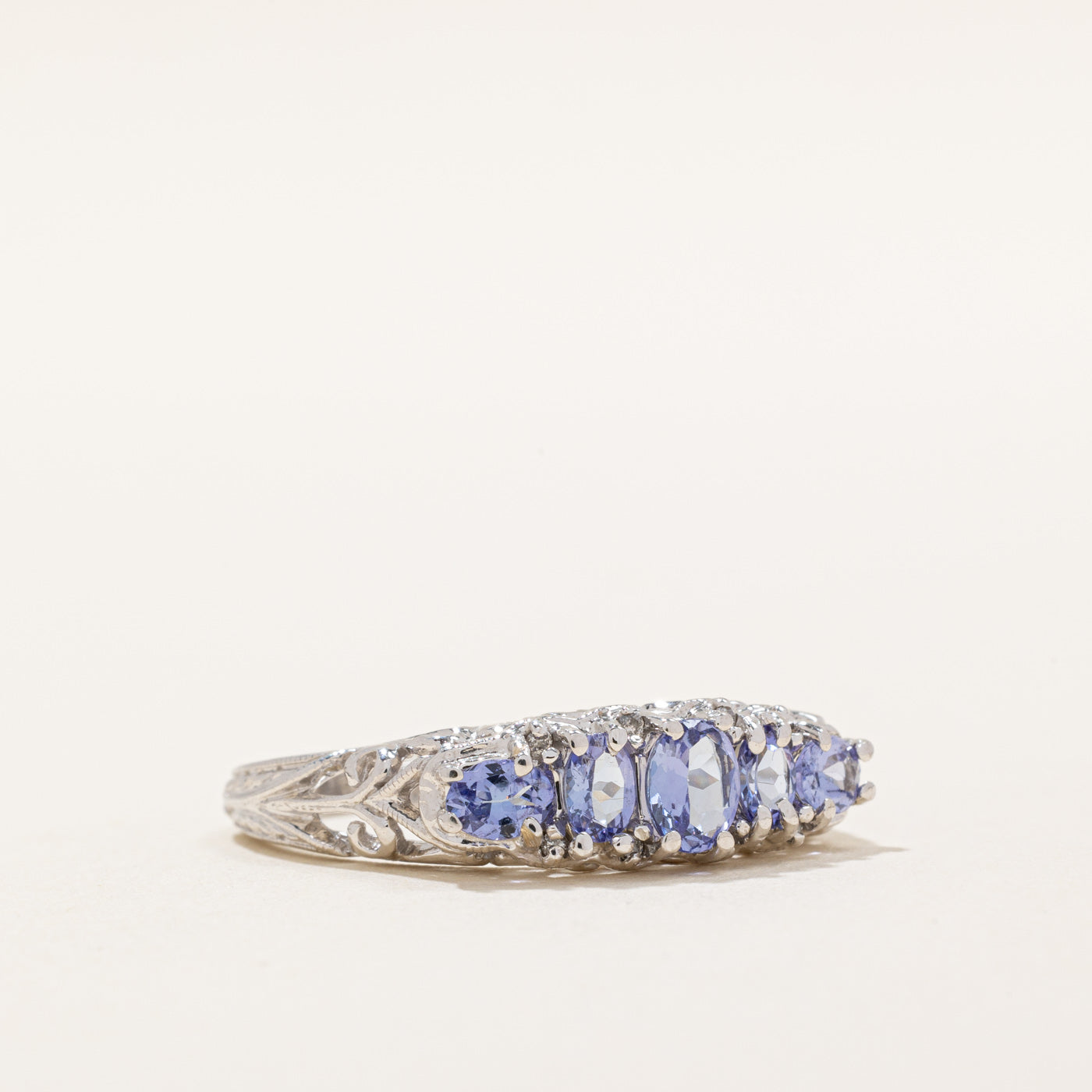 Exquisite 1.00ctw Tanzanite Cocktail Ring for Women - Size 9.75 - Elegant Statement Jewelry for Evening Parties, Weddings & Special Occasions