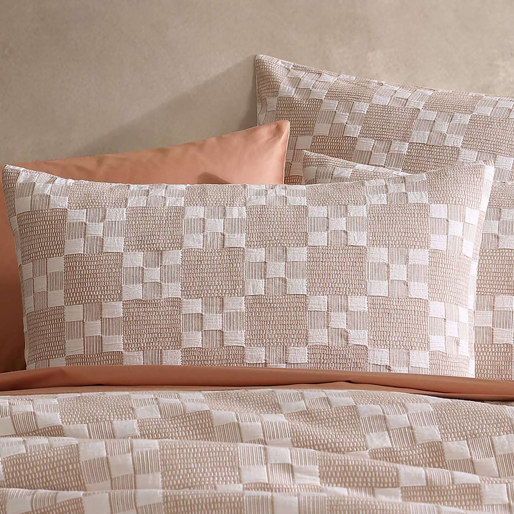 Luxury Indi Stone Quilt Cover Set - King Size Bedding by Logan & Mason Platinum | Soft Premium Cotton Duvet Cover for Modern Bedroom Decor