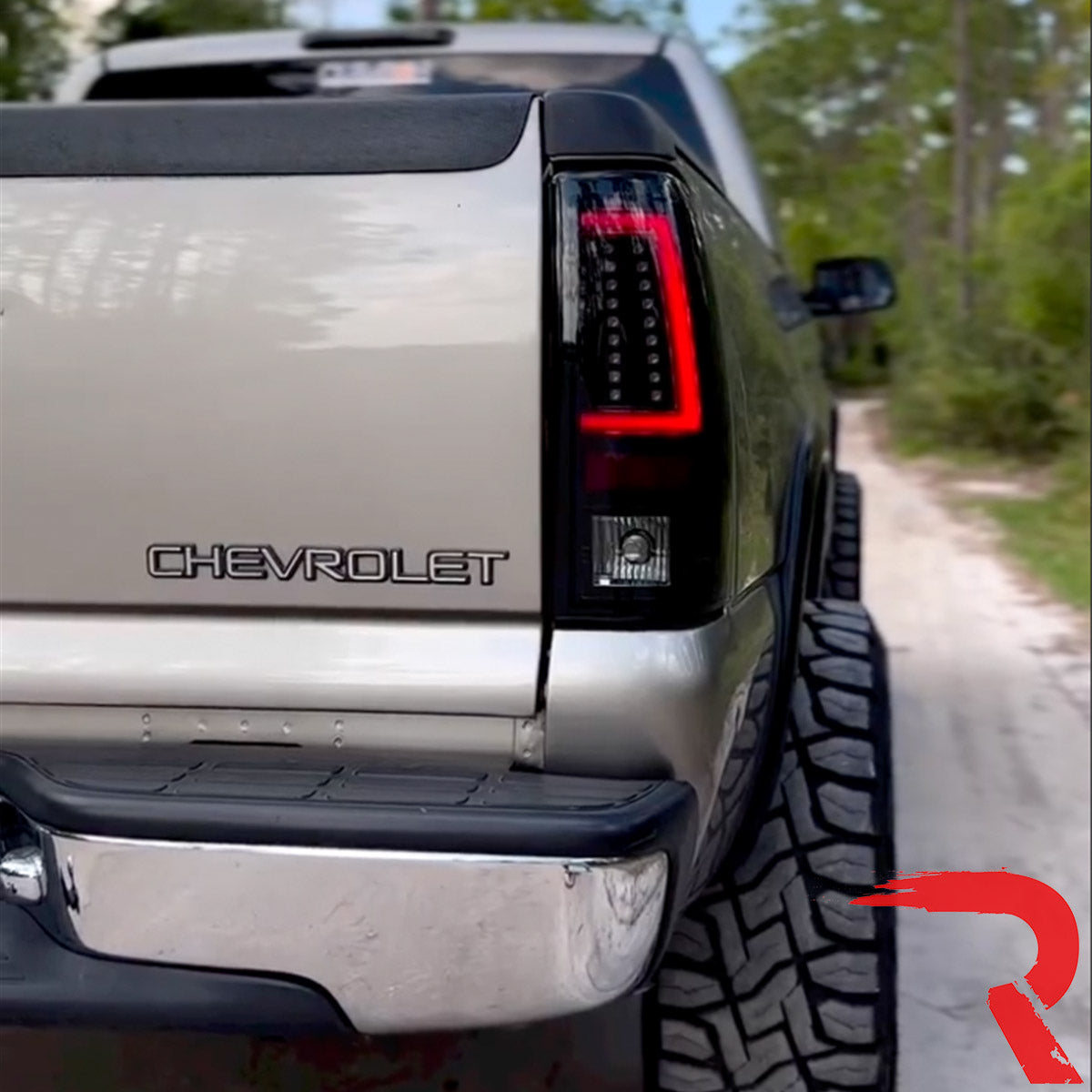 Ultra Bright OLED Tail Lights for Chevy Silverado & GMC Sierra 1999-2007 - Multiple Lens Design - Perfect for Night Driving & Enhanced Safety