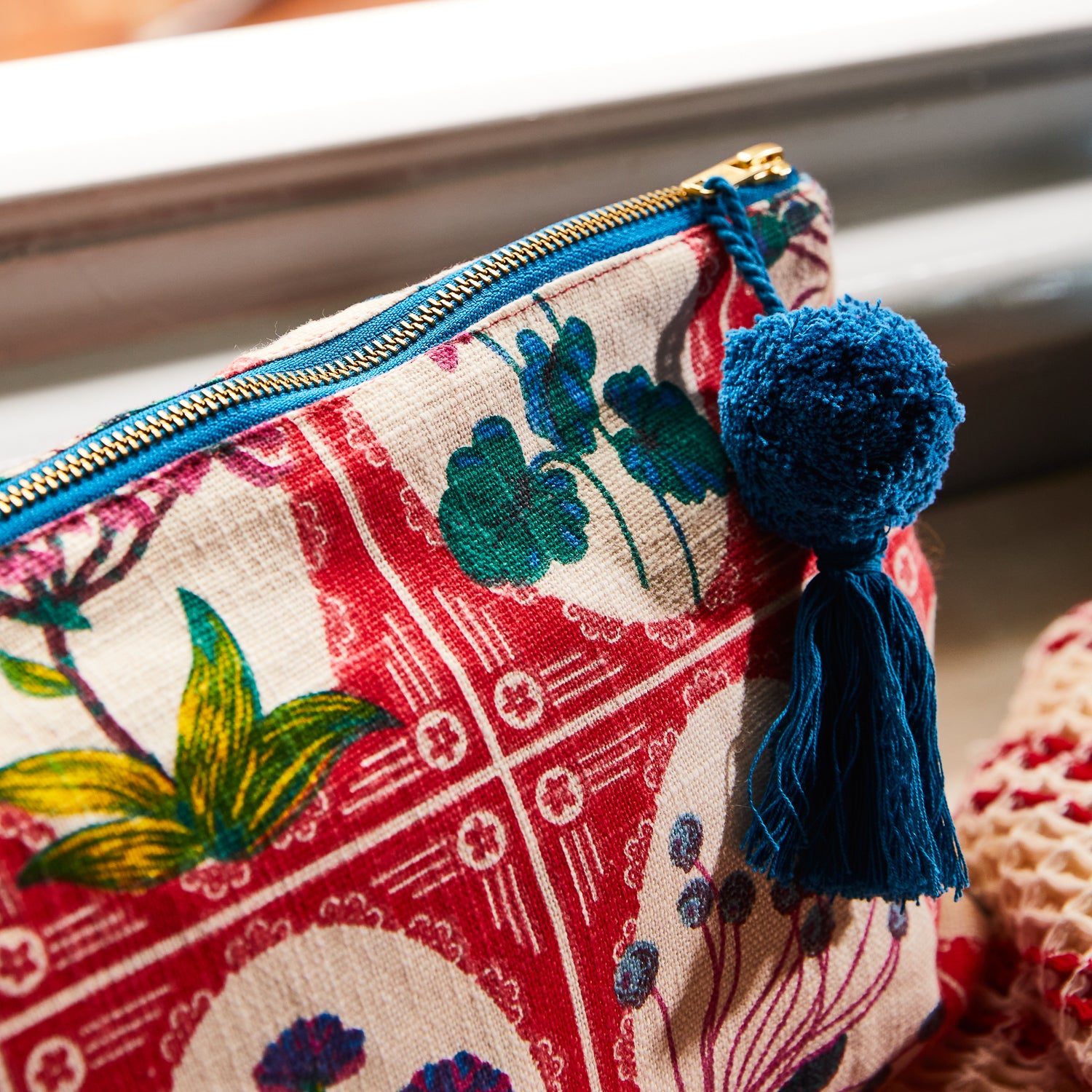 Gigi Cosmetic Bag - Waterproof Makeup Pouch for Travel & Daily Use | Perfect for Toiletries, Brushes & Beauty Essentials (Multiple Colors)