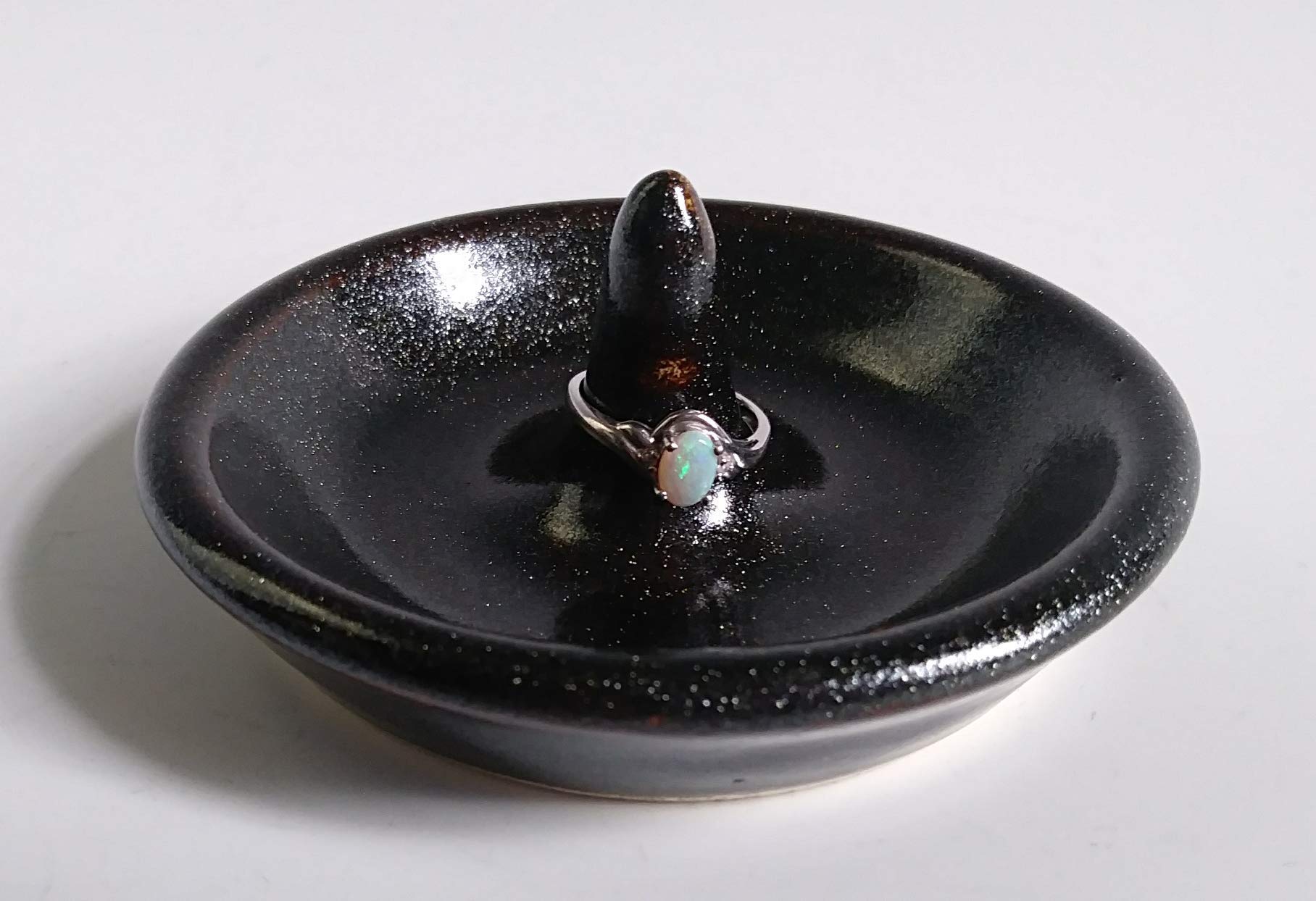 Handmade Black Glitter Ceramic Ring Dish - Elegant Jewelry Holder for Rings, Earrings & Small Accessories | Perfect for Bedroom Vanity, Bathroom Counter & Gift Giving