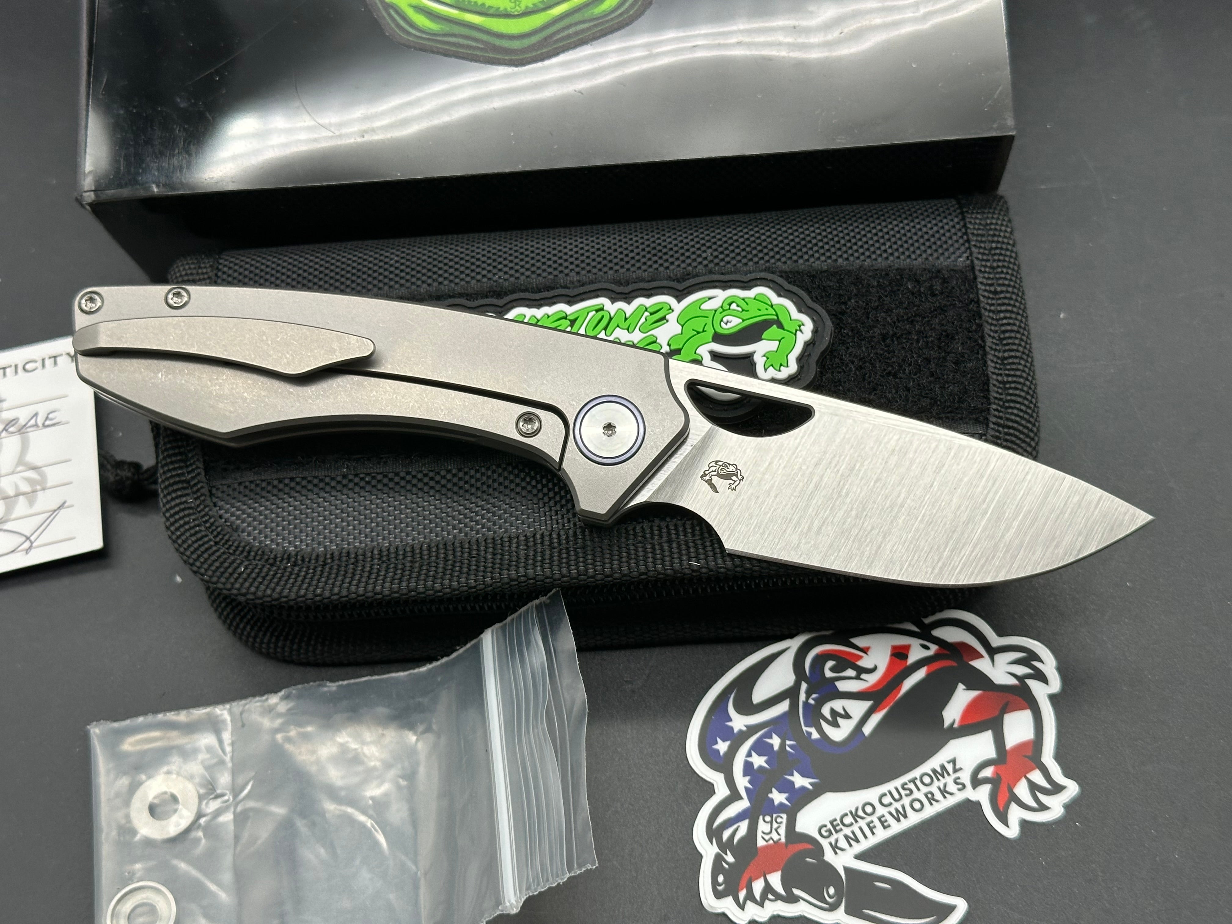 Premium Gecko Customz Sikorae Folding Knife - 3.04