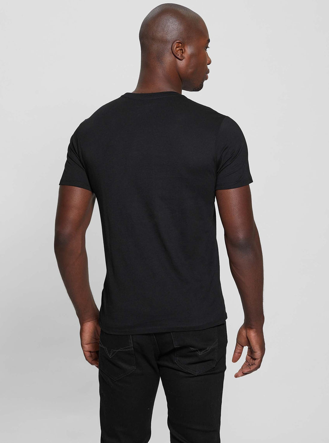 Black Club Logo T-Shirt for Men & Women | Premium Cotton Graphic Tee | Casual Wear & Street Style Fashion