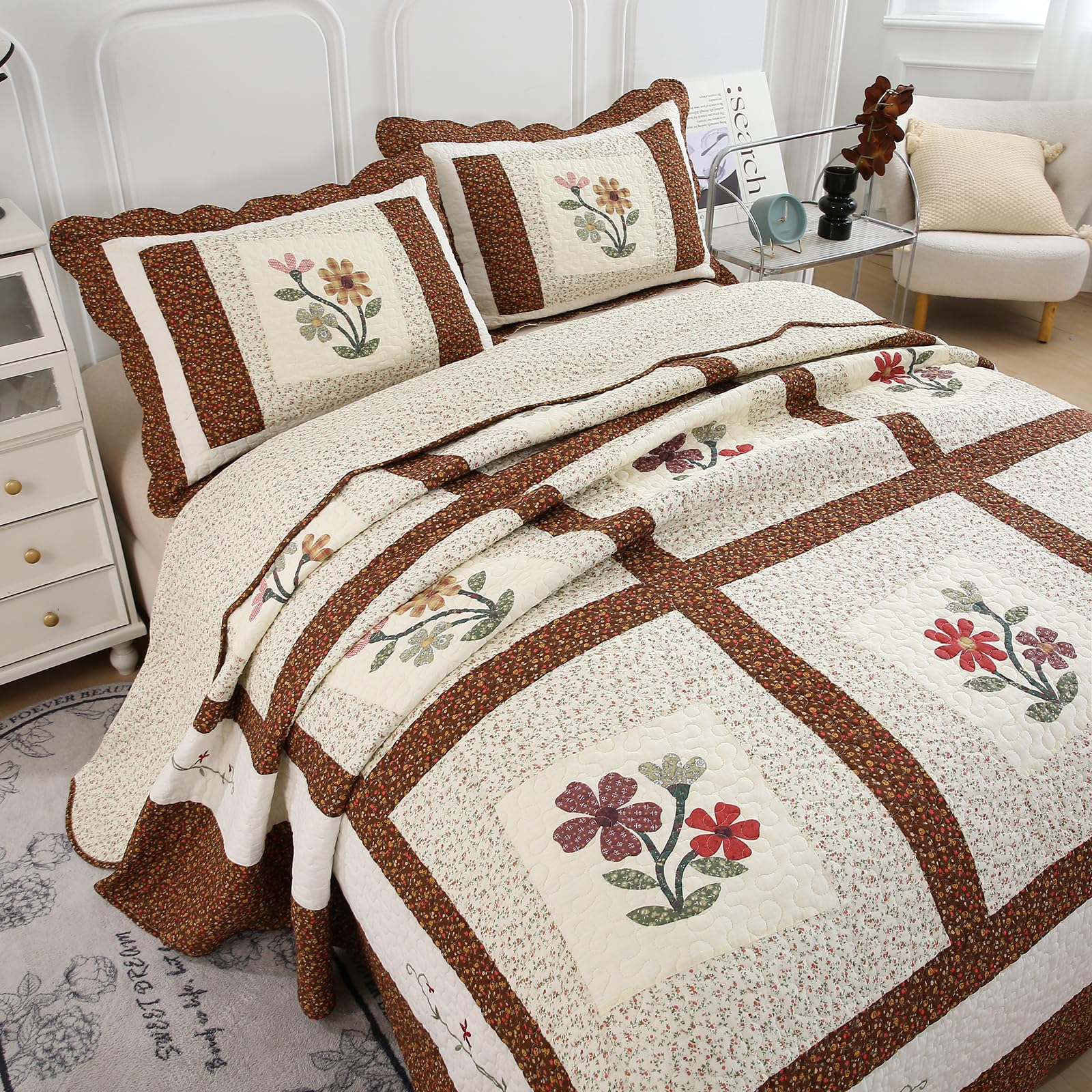 VCTOPS 3-Piece Embroidered Floral Quilted Bedspread Set - 100% Cotton Reversible Patchwork Coverlet with 1 Quilt & 2 Pillow Shams (Coffee, Queen Size) for Cozy Bedroom Decor & Guest Room Styling