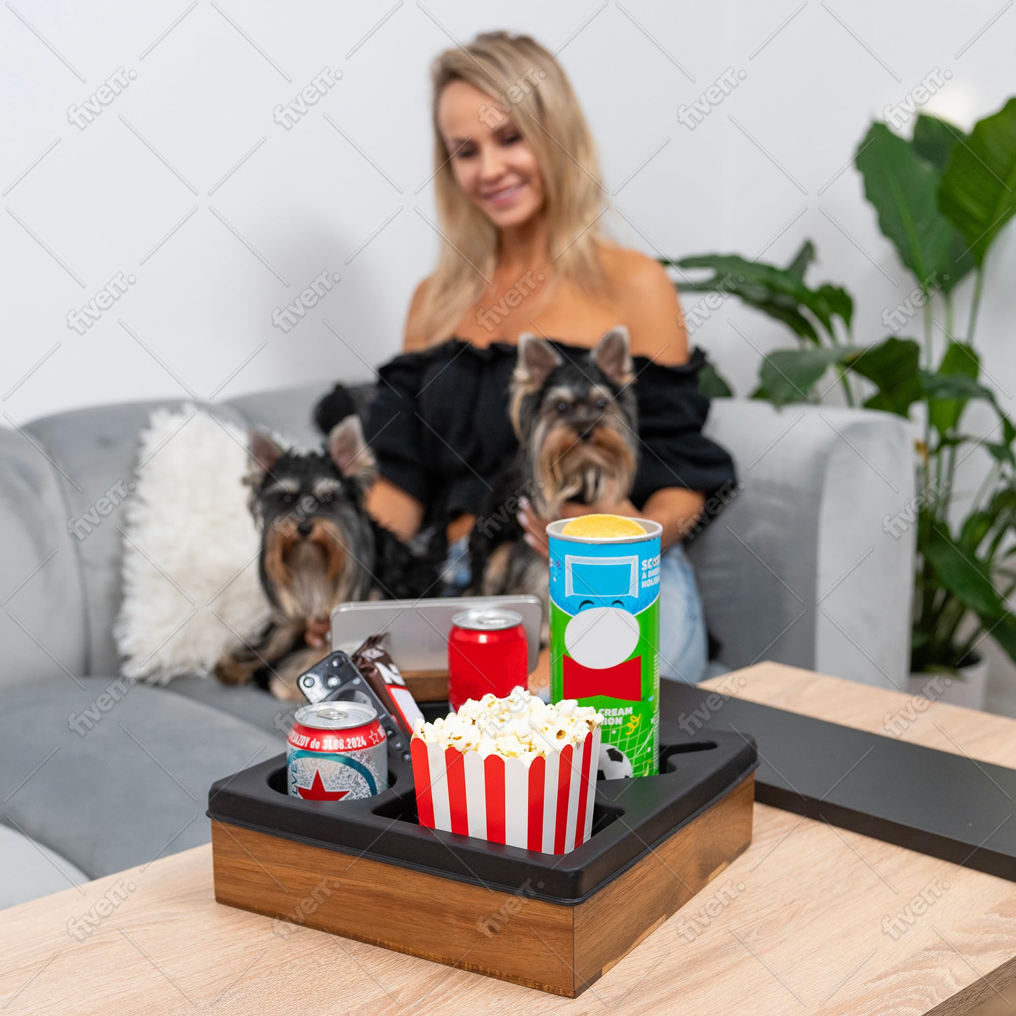 Silicone Couch Caddy with Cup Holder & Phone Stand - Waterproof Sofa Tray for Snacks & Drinks - Perfect for Living Room & Bedroom Use