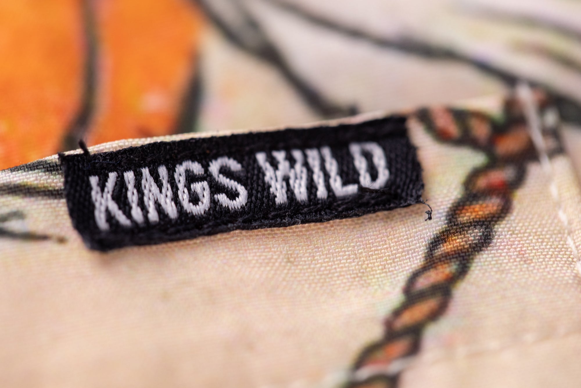 Kings Wild Threads Dinosaur Playing Cards - Premium Collectible Poker Cards for Cardistry, Magic Tricks & Game Nights
