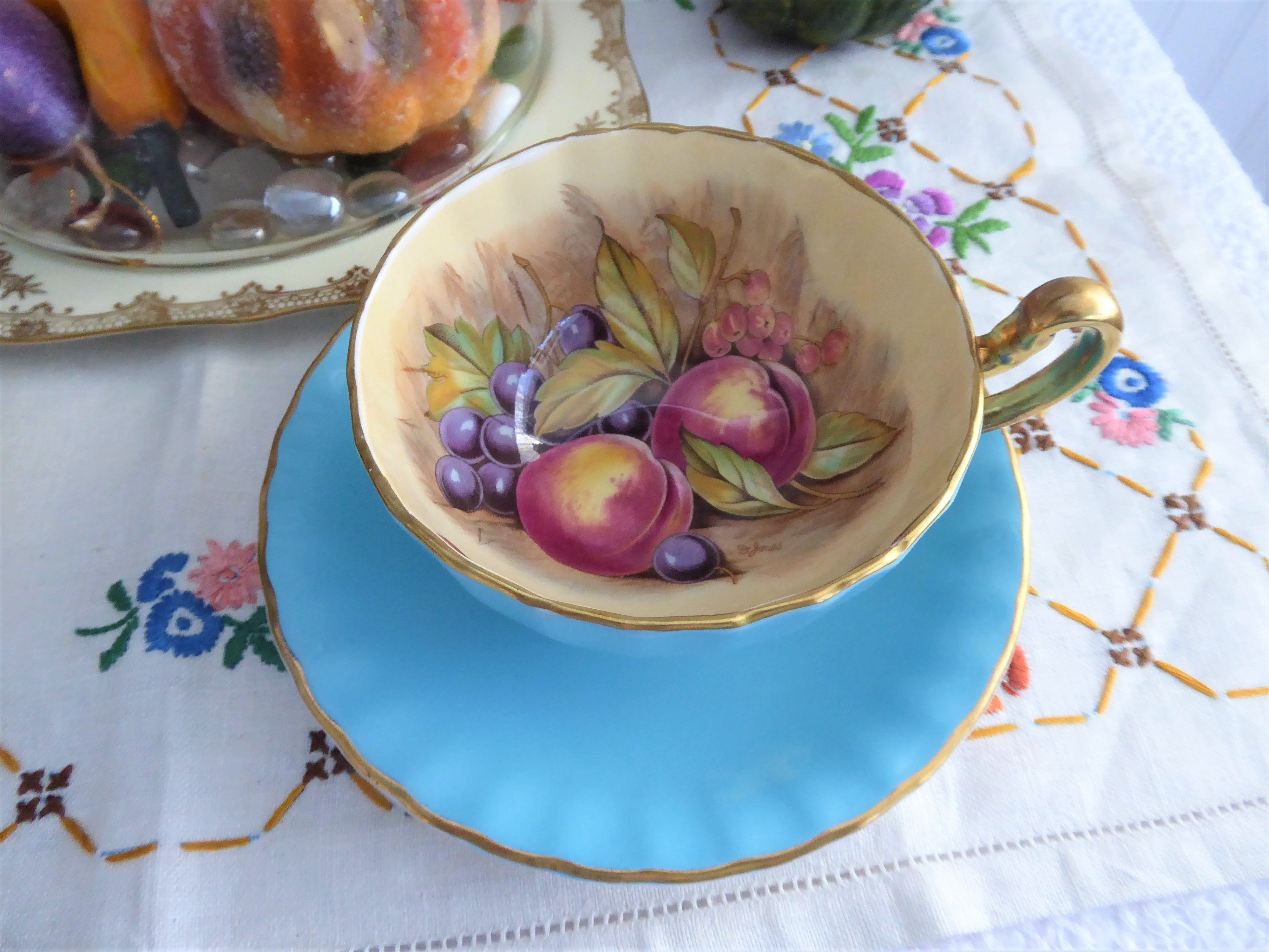 Vintage Aynsley Signed Turquoise Cup and Saucer Set with Fruit Center Design - 1960s Burnished Gold Tea Set for Afternoon Tea & Collectible Display