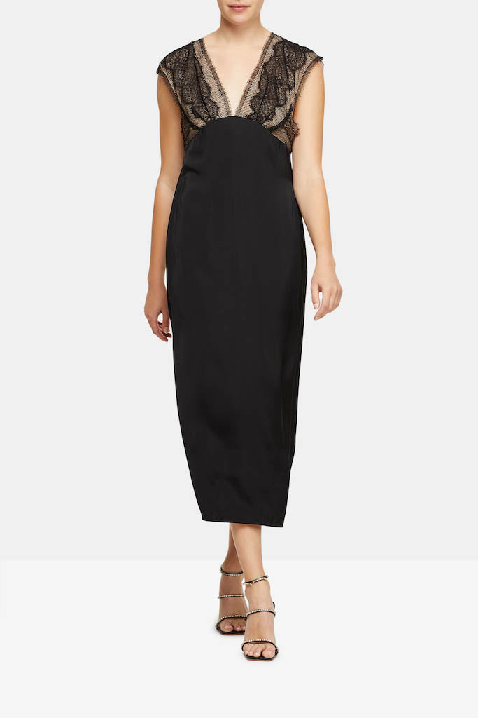 Victoria Beckham Women's Fashion & Accessories - Stylish Dresses, Handbags & Sunglasses for Work, Party & Everyday Wear