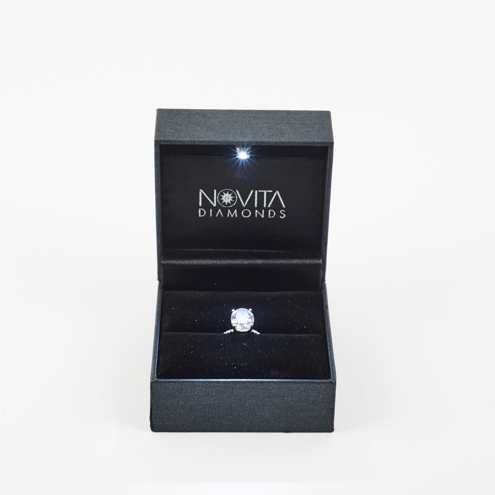 4.05 Carat Lab-Grown Oval Diamond Engagement Ring for Women - Elegant Wedding, Proposal & Anniversary Jewelry Gift