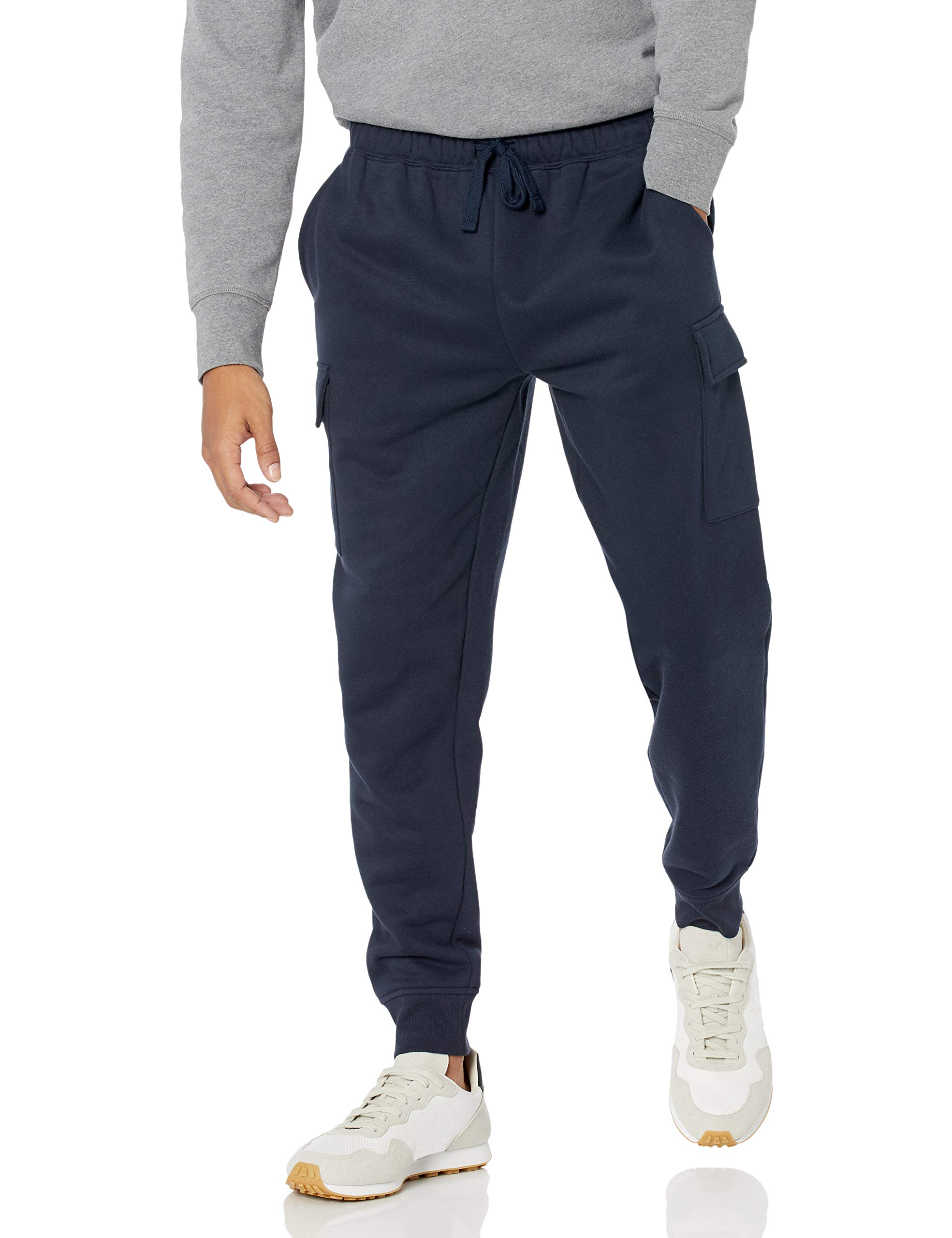 Amazon Essentials Men's Fleece Cargo Jogger Sweatpants - Comfortable Casual Workout Pants for Gym, Lounge & Outdoor Activities