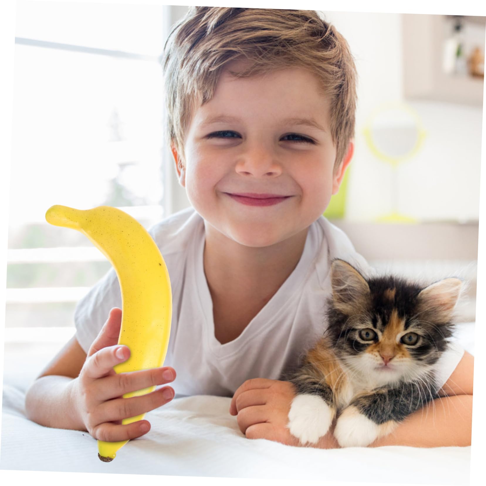 BESTonZON Percussion Egg Shaker - Banana Shaped Musical Rattle for Kids & Adults - Perfect for Music Education, Restaurant Displays & Party Decorations