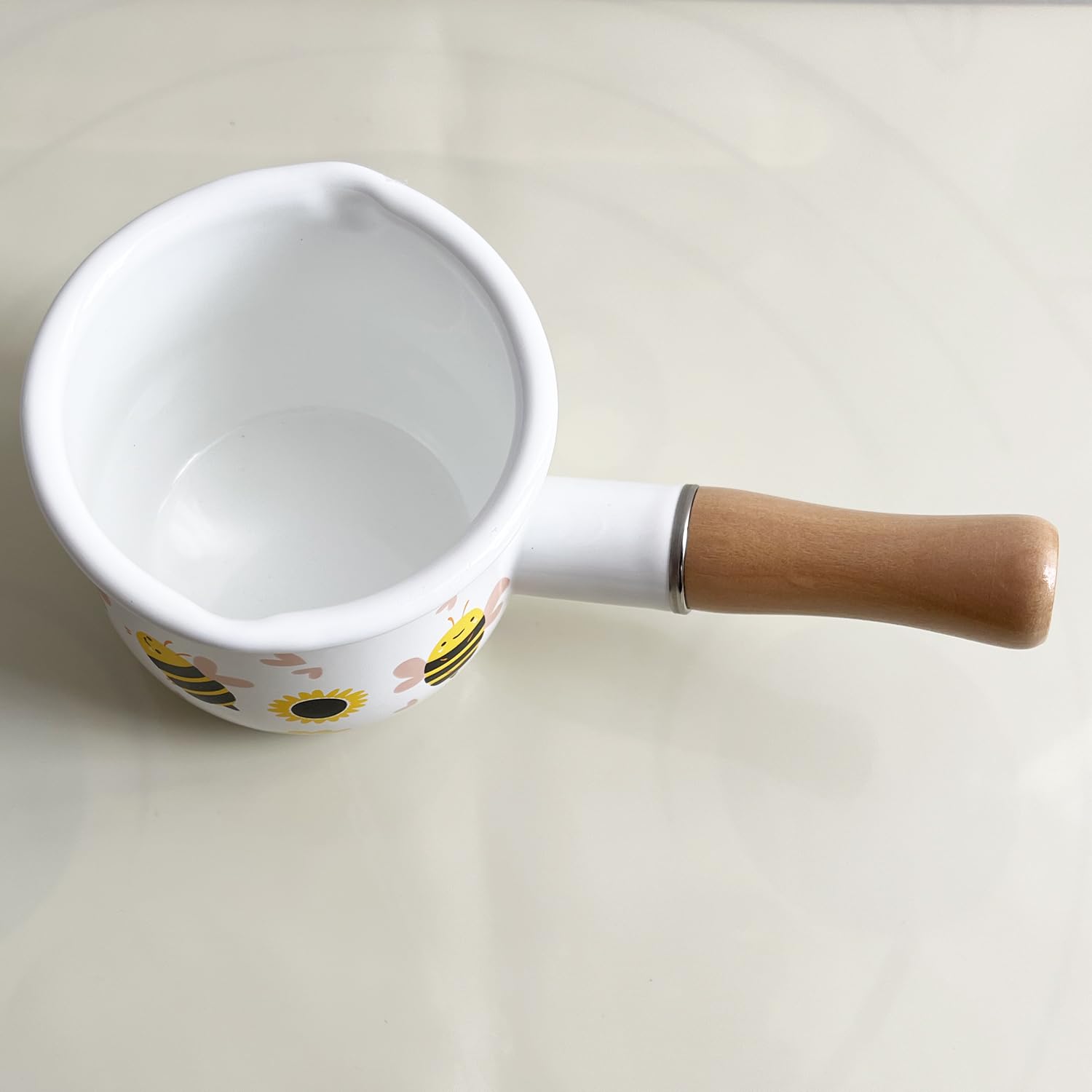 4 Inch 17 Oz Enamel Milk Pot - Non-Stick Mini Saucepan with Wooden Handle & Bee Pattern - Perfect for Warming Milk, Butter, Sauces & Small Portion Cooking - Ideal for Coffee Shops, Breakfast & Kitchen Use