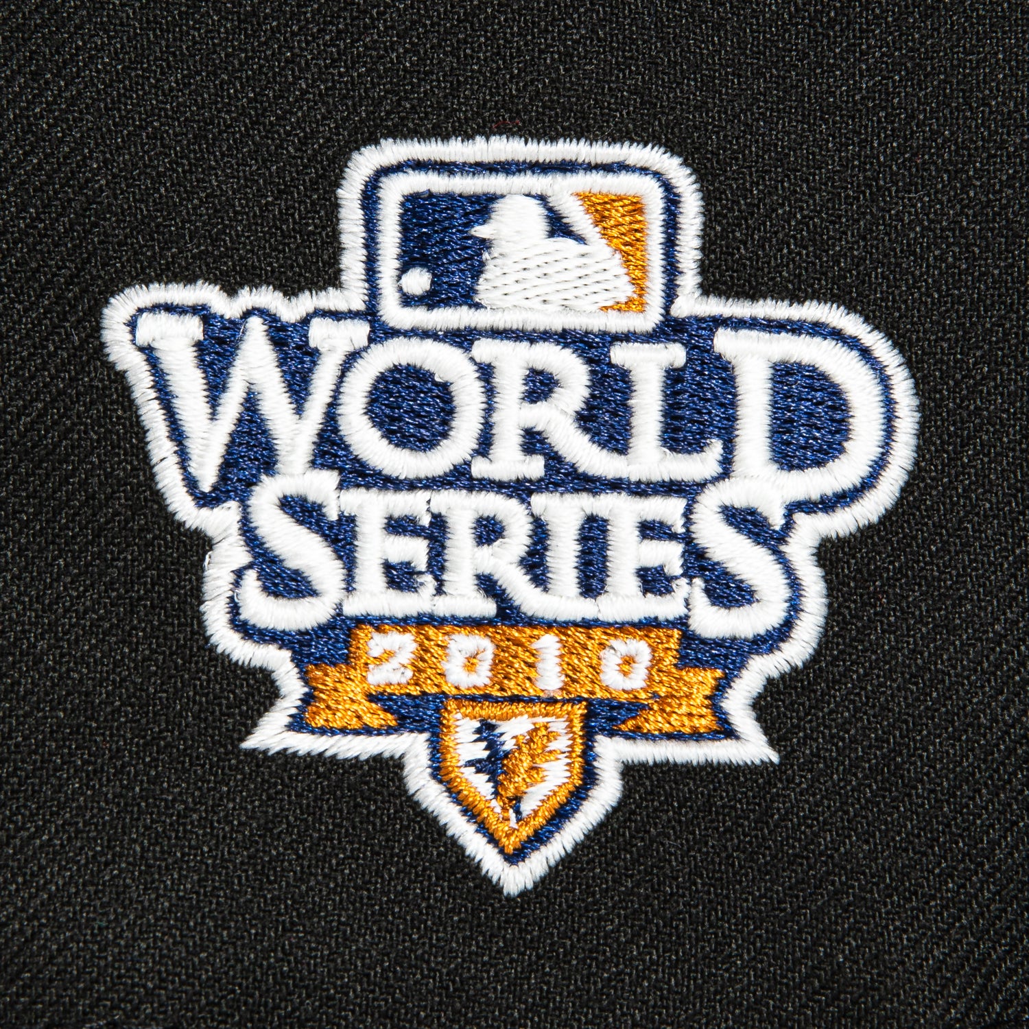 New Era 59Fifty Glow Chain Stitch San Francisco Giants 2010 World Series Patch Snapback Hat - Black | Official MLB Baseball Cap for Men & Women | Perfect for Games, Collecting & Streetwear Fashion