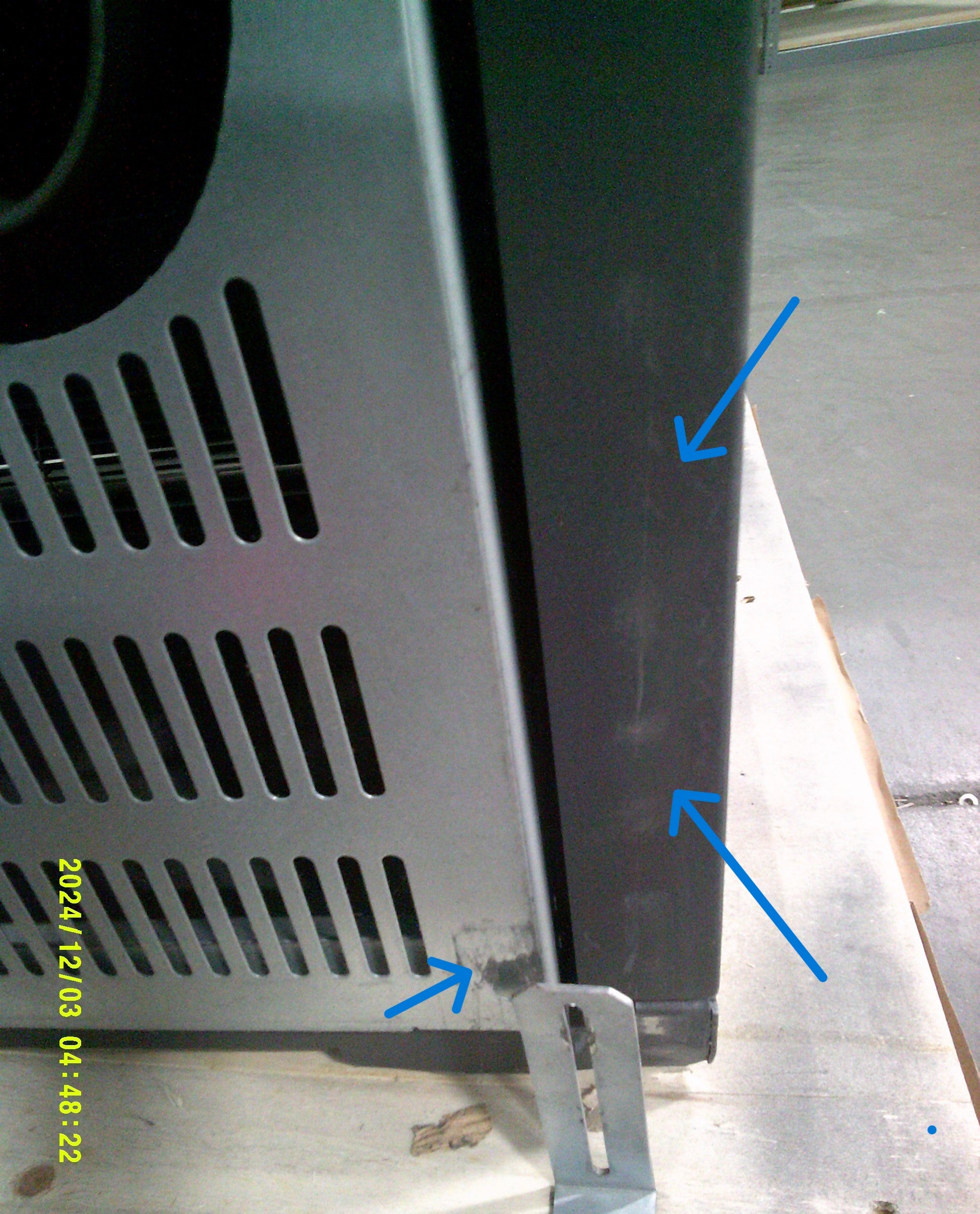 HP22 Black Pellet Stove with Minor Scratches/Dents - Model SD7096 | Efficient Heating for Homes, Cabins & Outdoor Spaces