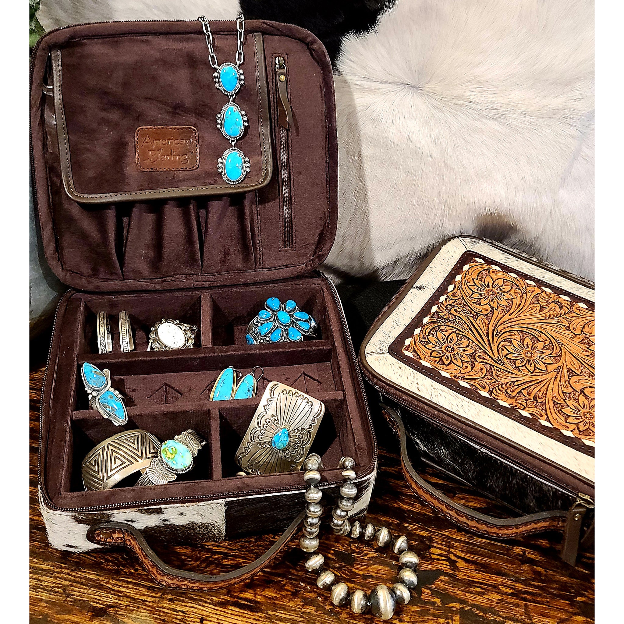 American Darling Travel Jewelry Case - Elegant Organizer for Necklaces, Rings & Earrings | Perfect for Vacation, Business Trips & Daily Use